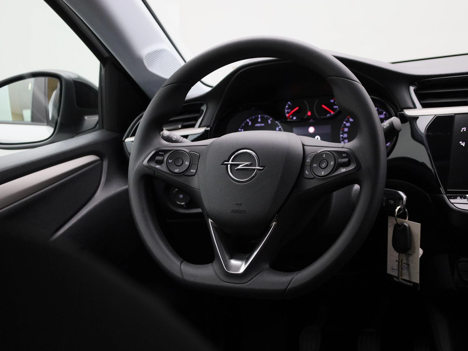 Opel-Corsa-image-9