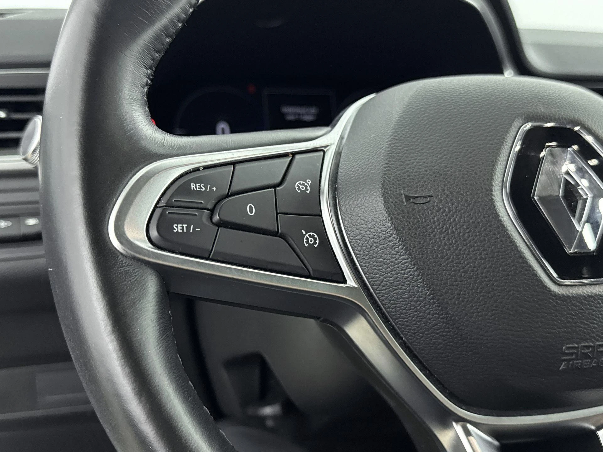 Renault-Captur-image-5