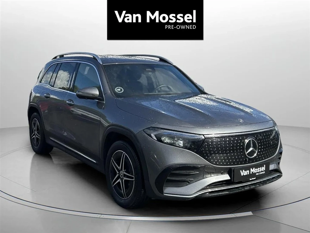 Mercedes-Benz-EQB-image-2