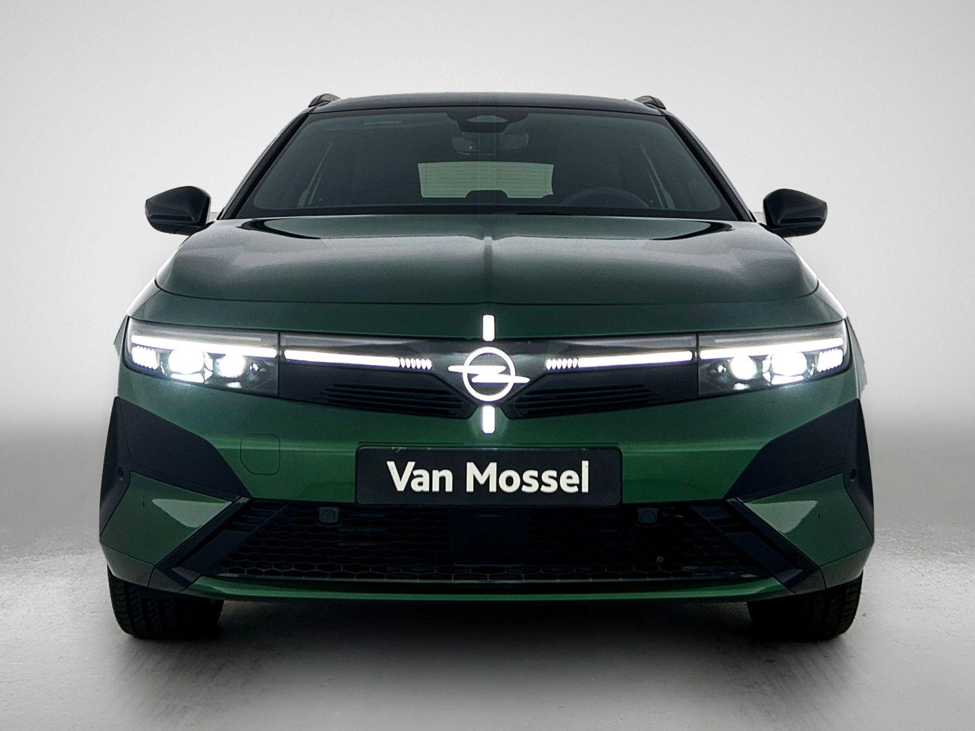 Opel-Astra-image-1