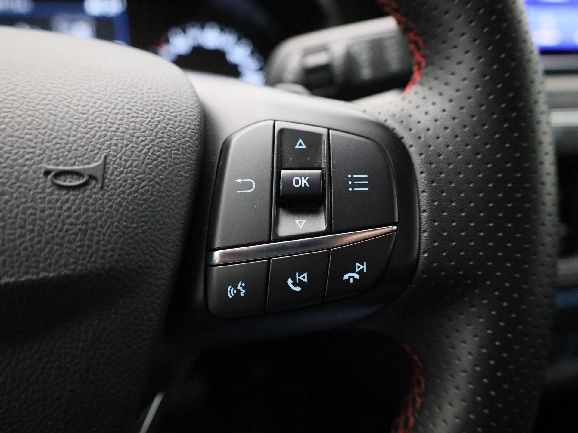 Ford Focus Wagon 1.5 EcoBoost ST Line Business