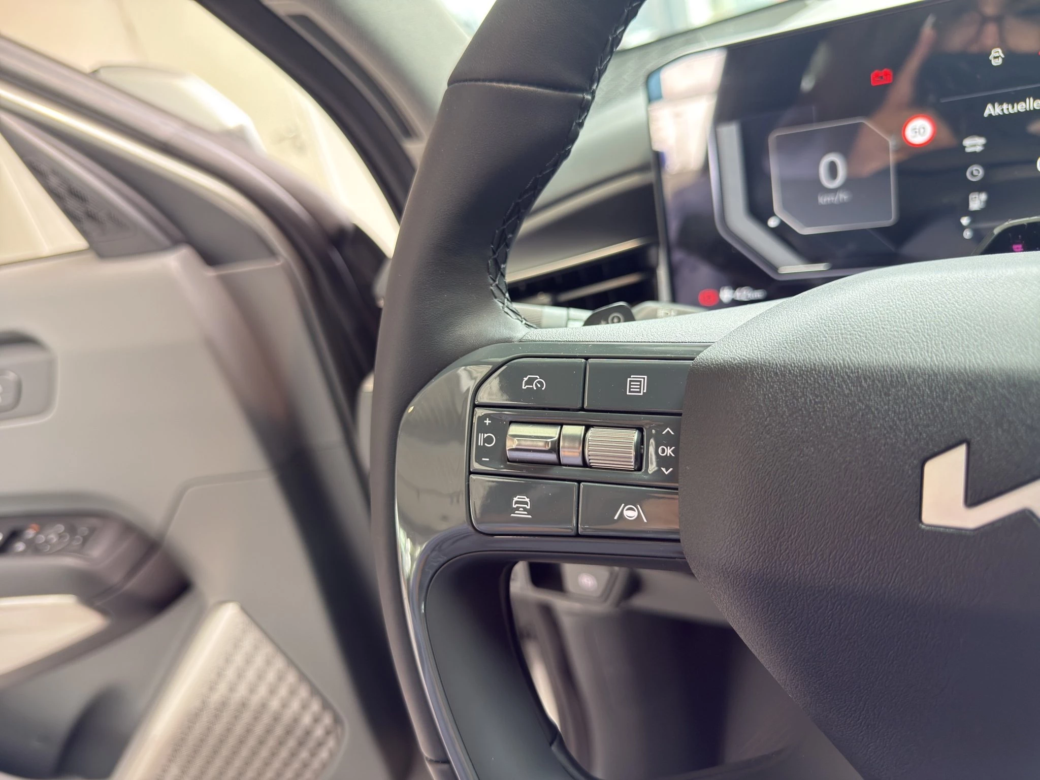 Kia EV9 Air 160 kW. 76.1 kwh. Heckantrieb
