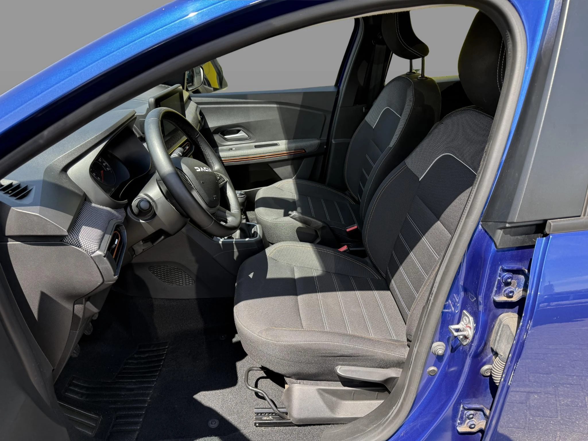Dacia-Sandero Stepway-image-8