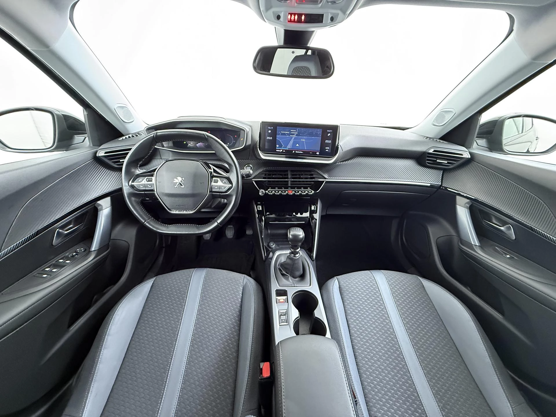 Peugeot-2008-image-5