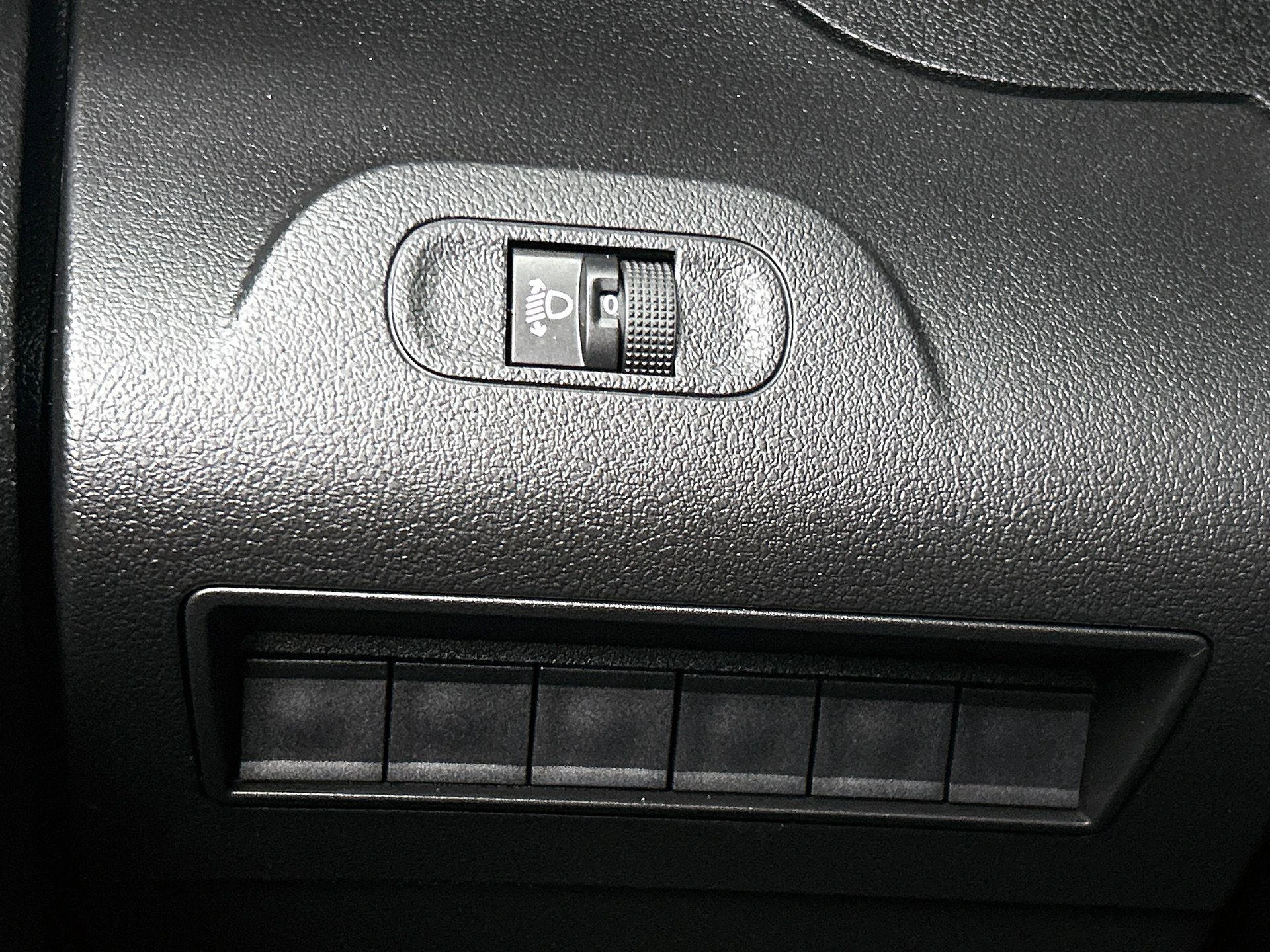 Peugeot-Partner-image-24