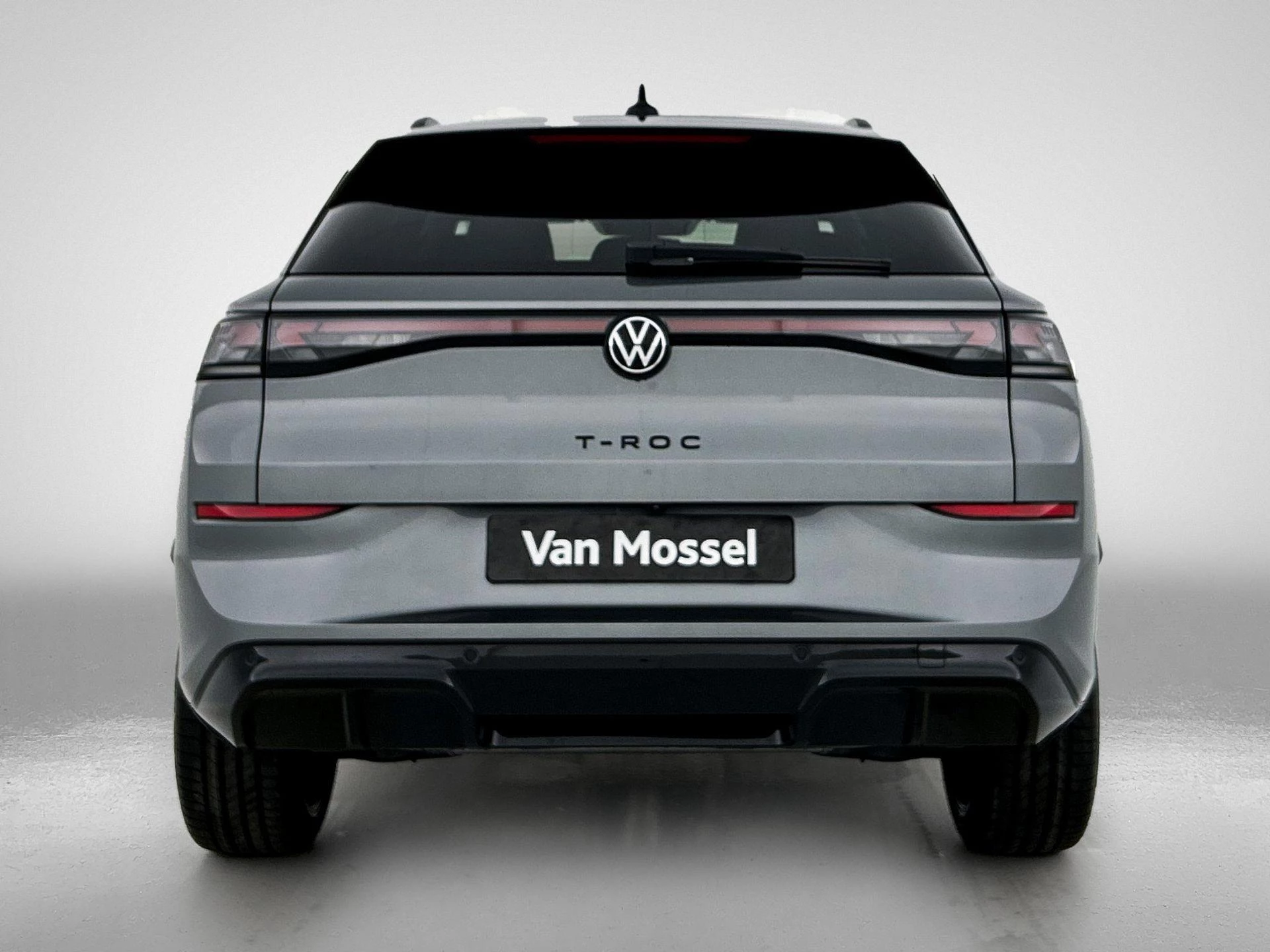 Volkswagen-T-Roc-image-2