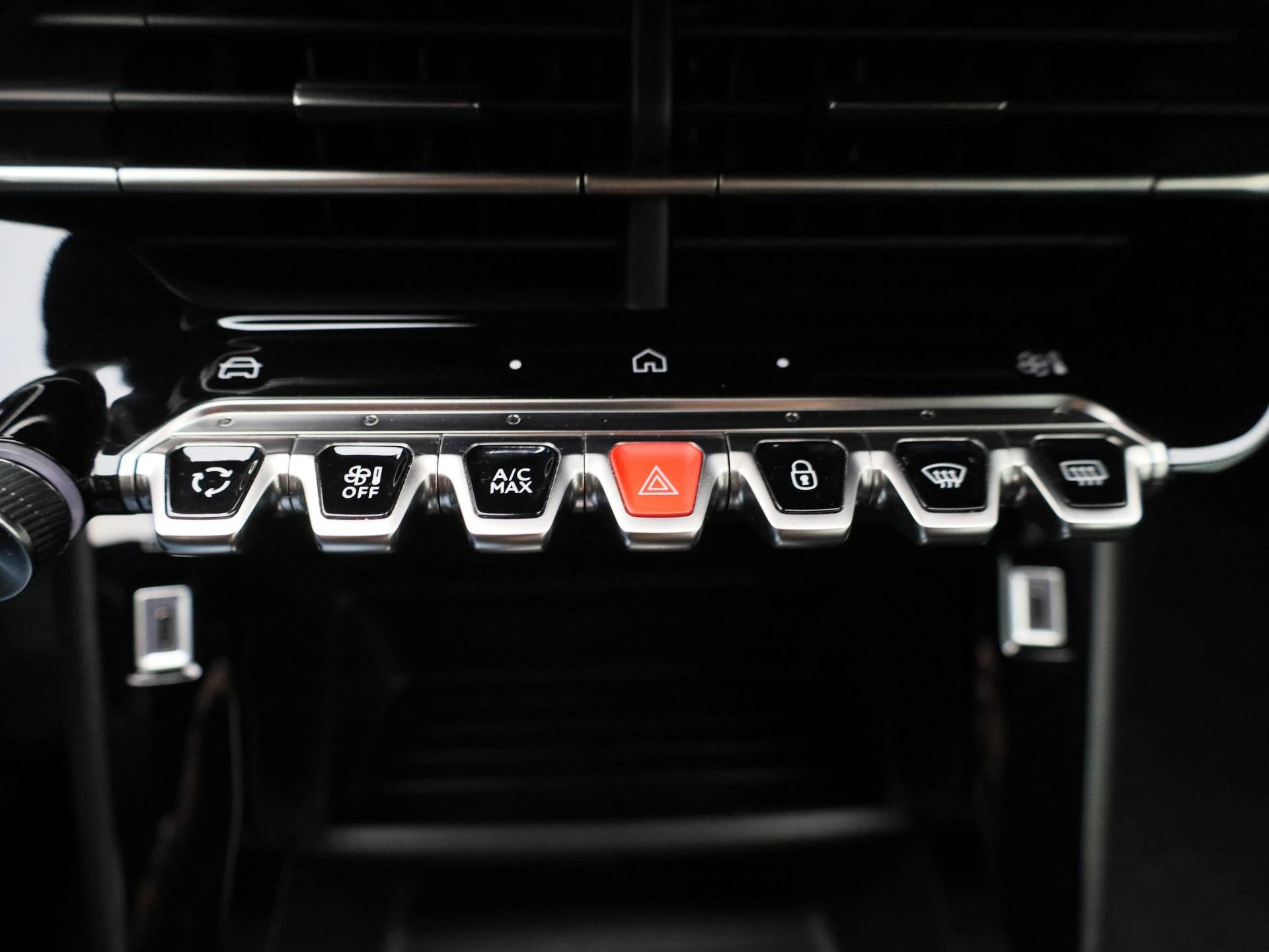 Peugeot-e-2008-image-20