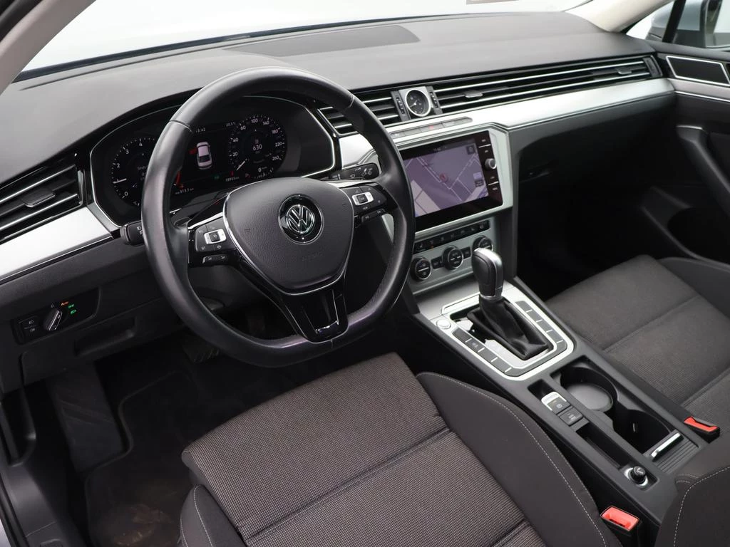 Volkswagen Passat Passat Comfortline 1.5TSI *AUTOMAAT*VIRTUAL COCKPIT*TREKHAAK*NAVI*PDC*ACC*...9
