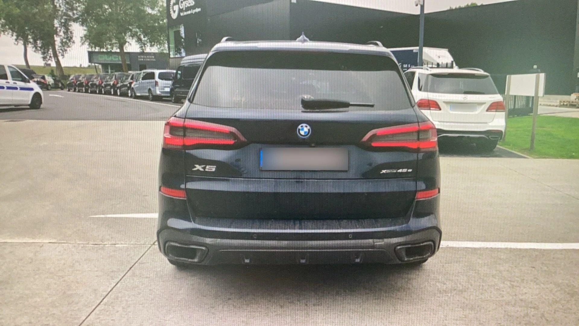BMW-X5-image-1