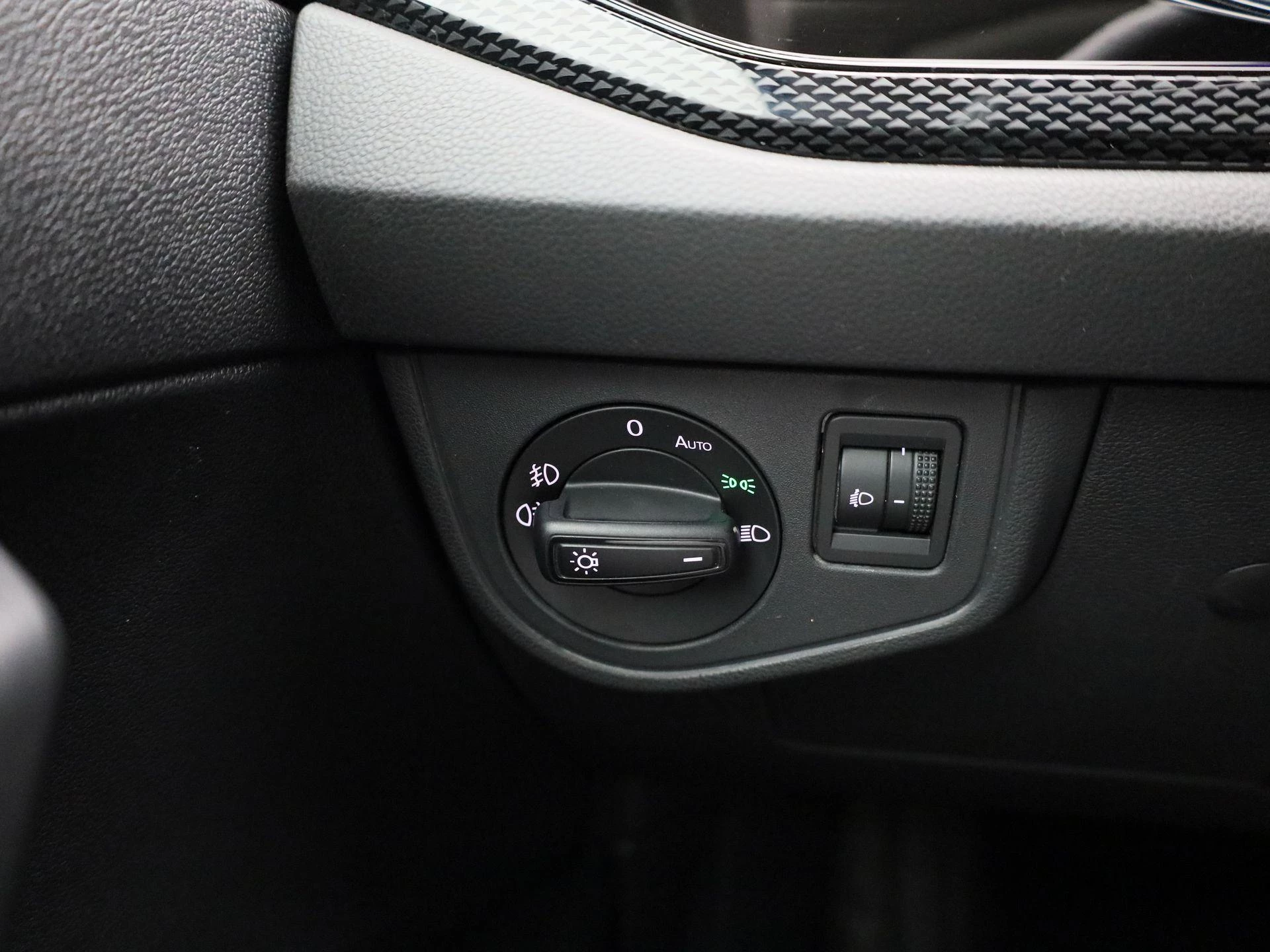 Volkswagen Polo 1.0 TSI Life Business