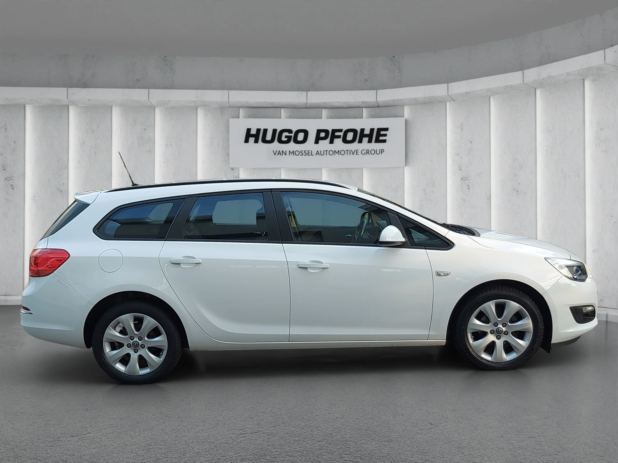Opel-Astra-image-5