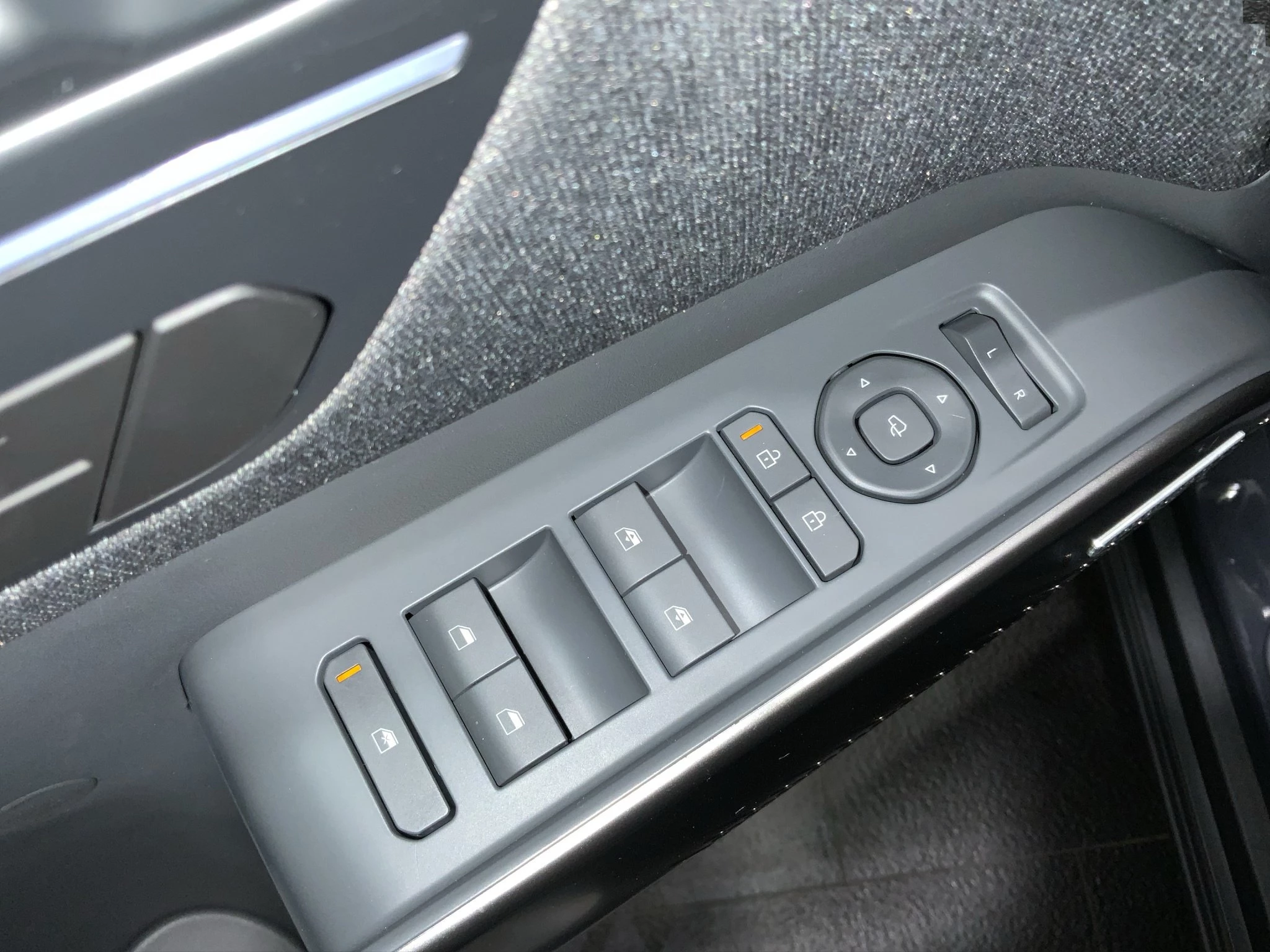 Kia EV2 Earth 42.2 kWh Sports Utility Vehicle. 108 kW. 5-türig
