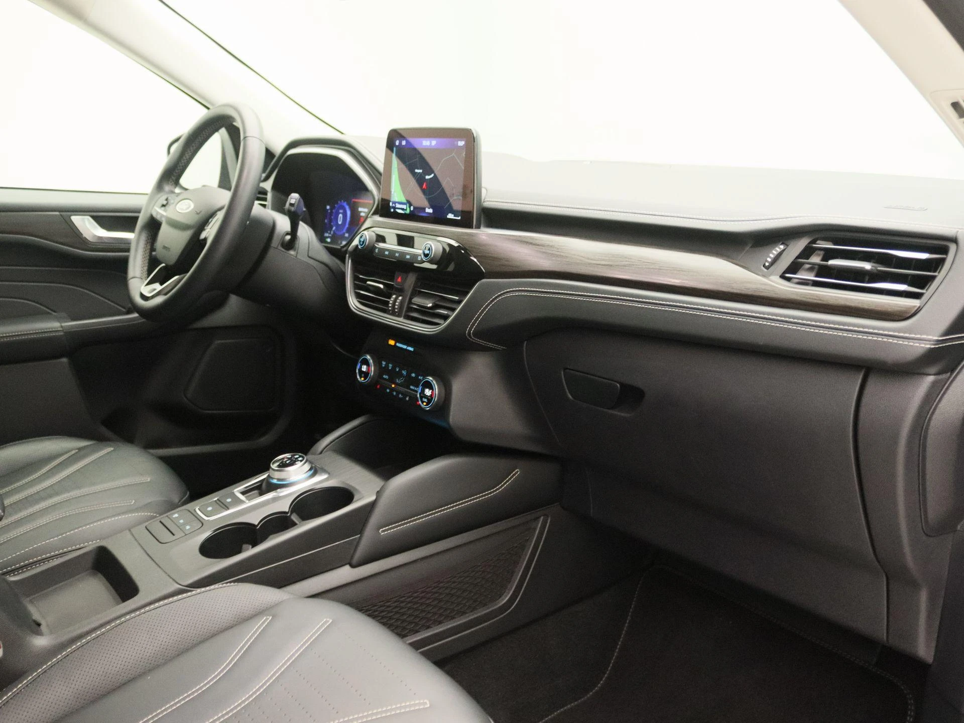 Ford-Kuga-image-24