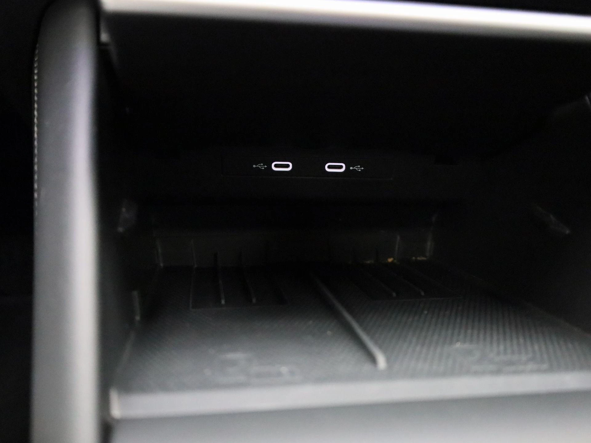 Volkswagen-Tiguan-image-20