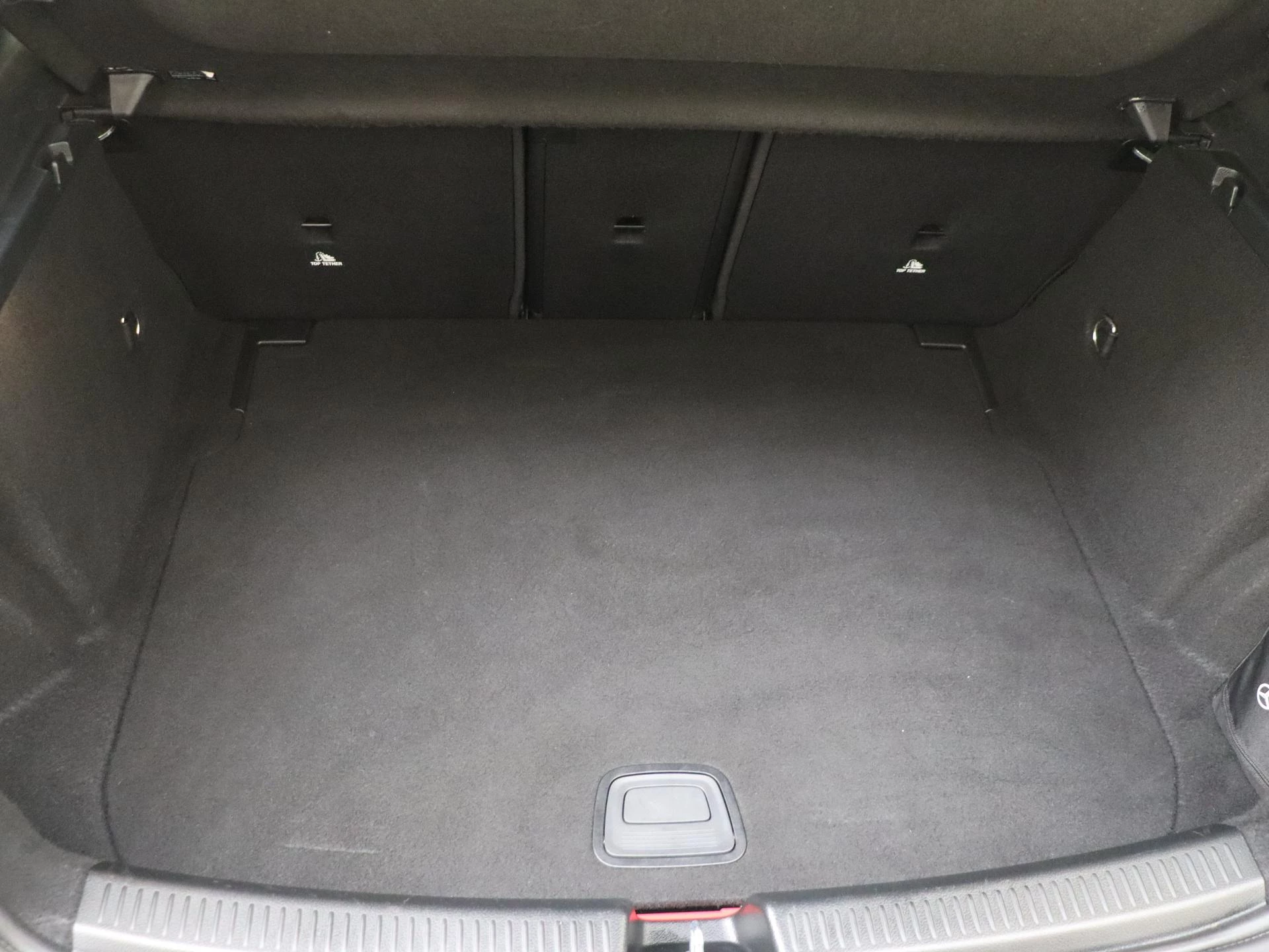 Mercedes-Benz A-Klasse 180 Business Solution AMG