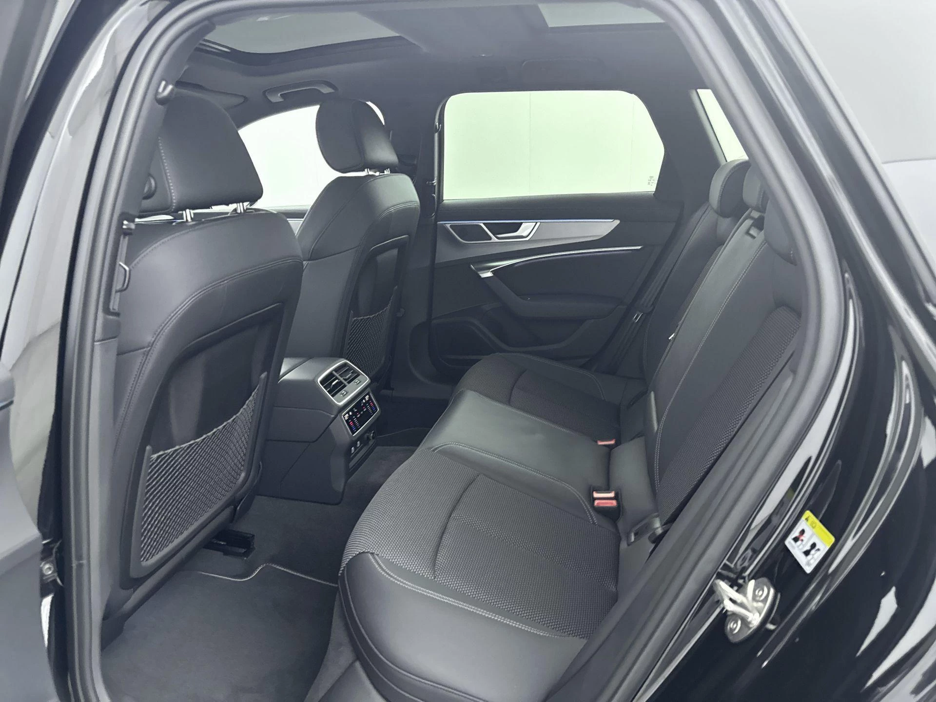 Audi-A6-image-26