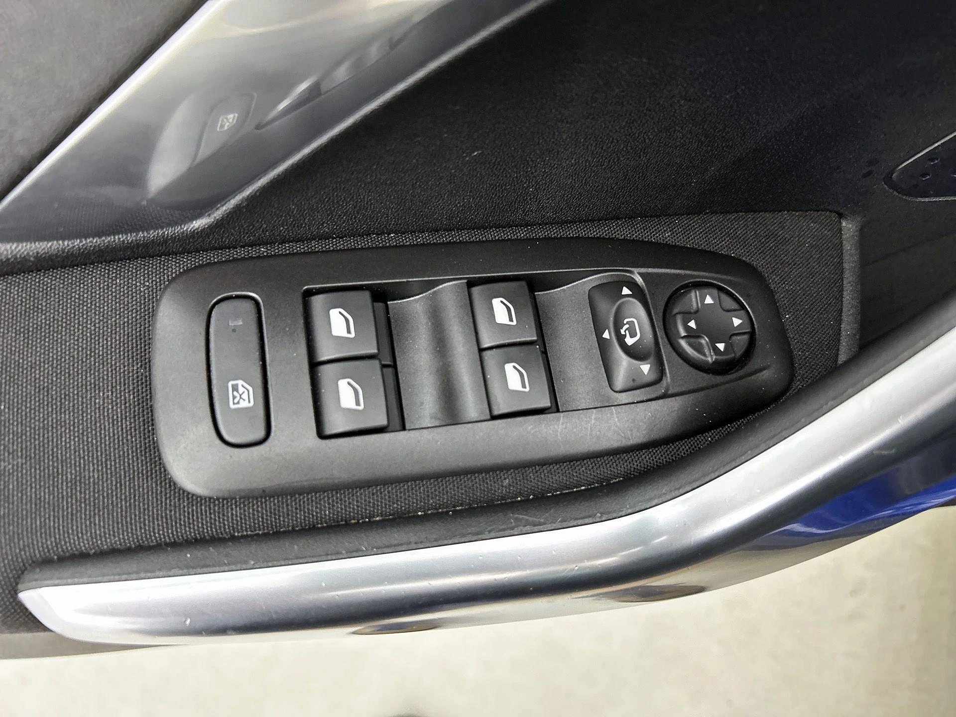 Peugeot 2008 1.2 PureTech Allure