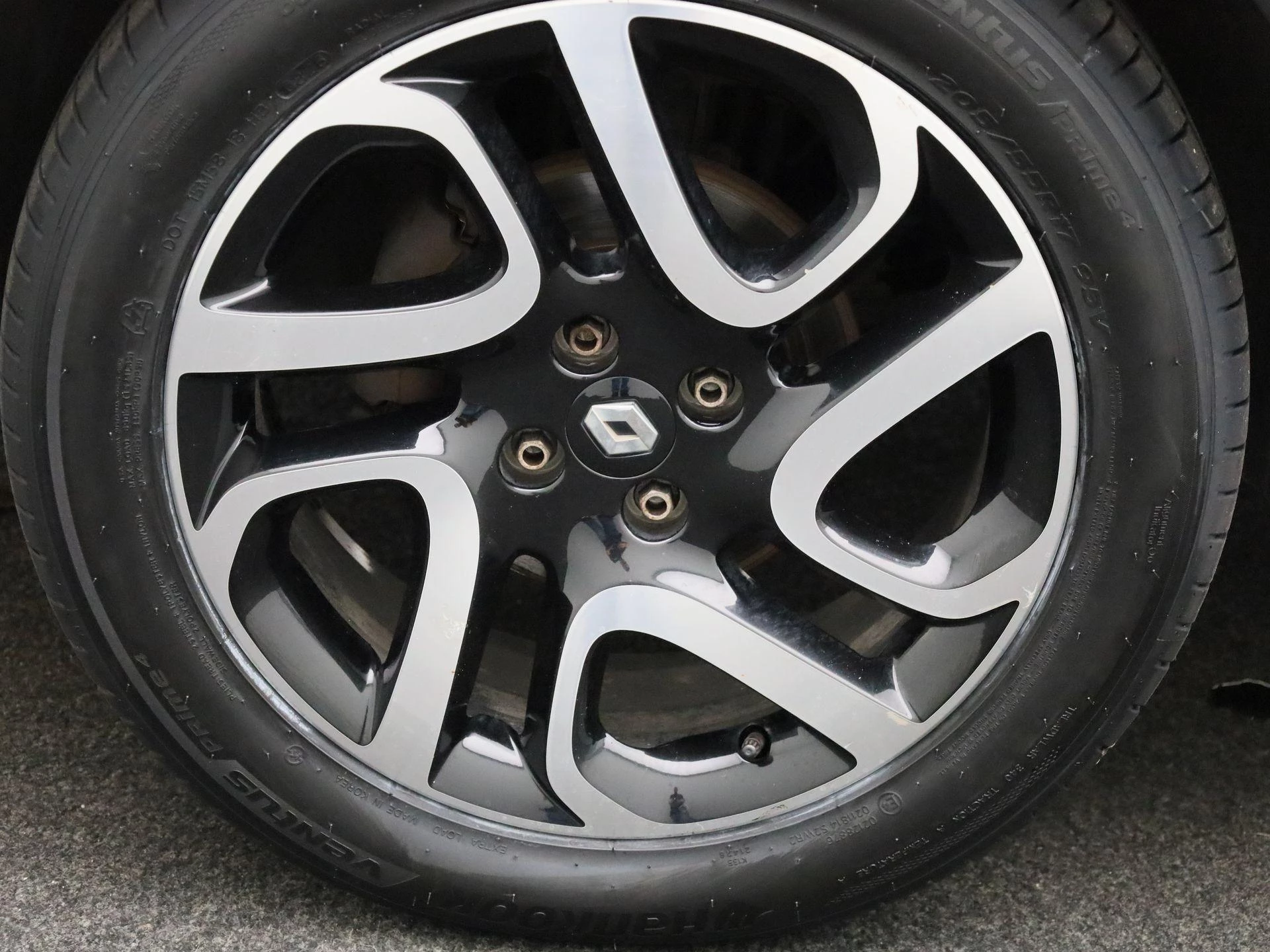 Renault-Captur-image-11