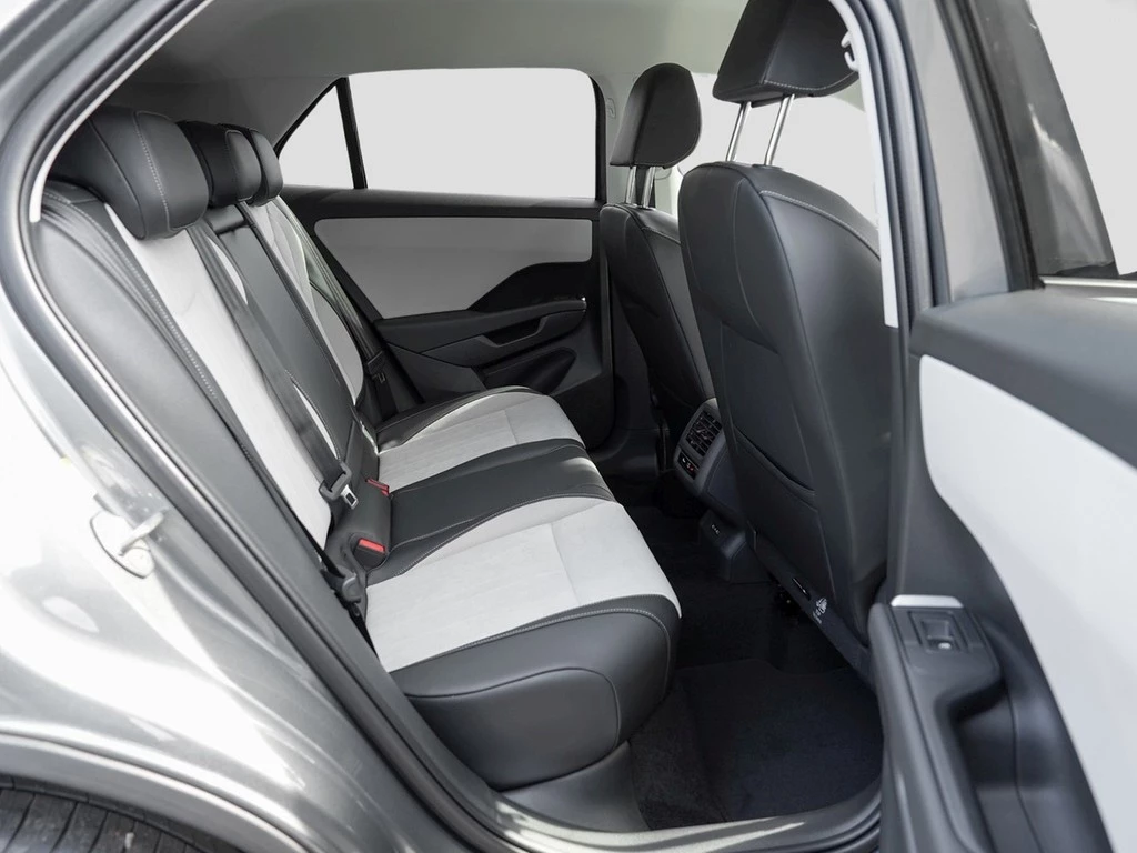 Volkswagen T-Roc Style Nav IQ-Light AHV RearView