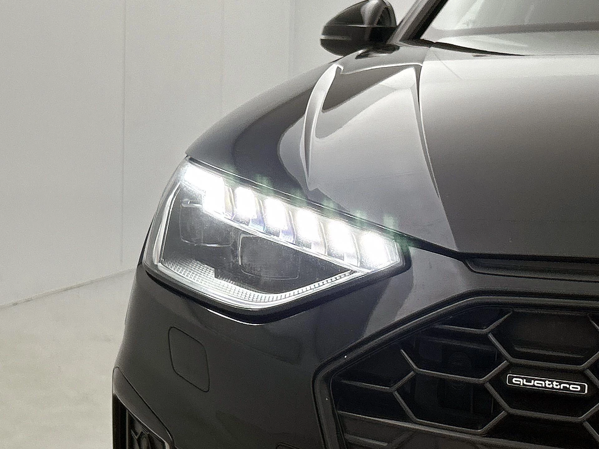 Audi A4 Avant 40 TFSI quattro S edition Competition