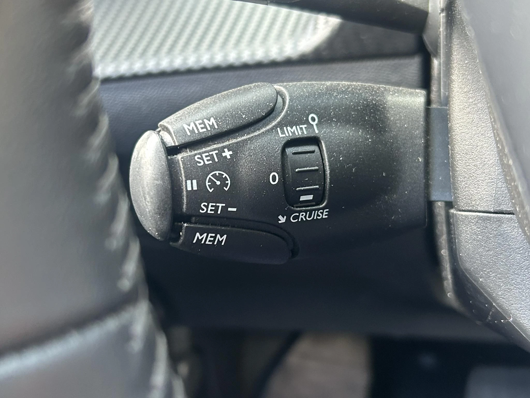 Peugeot 208 1.2 PureTech Active Pack