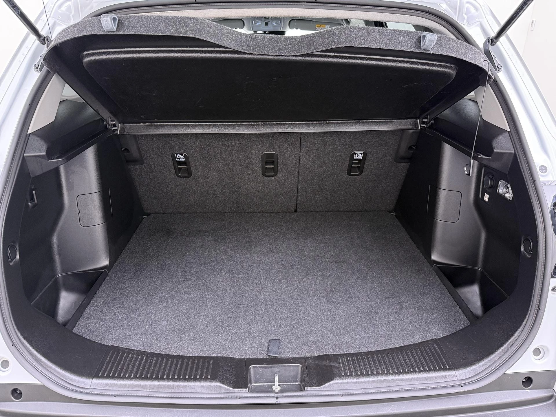 Suzuki-S-Cross-image-7