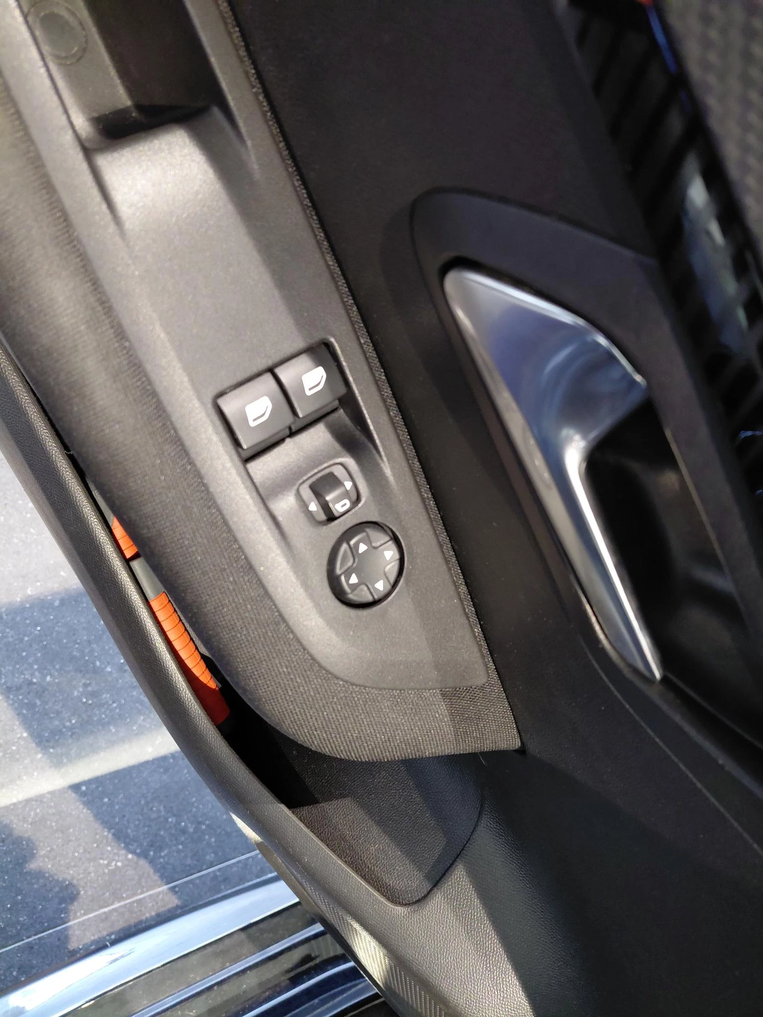 Peugeot-208-image-21