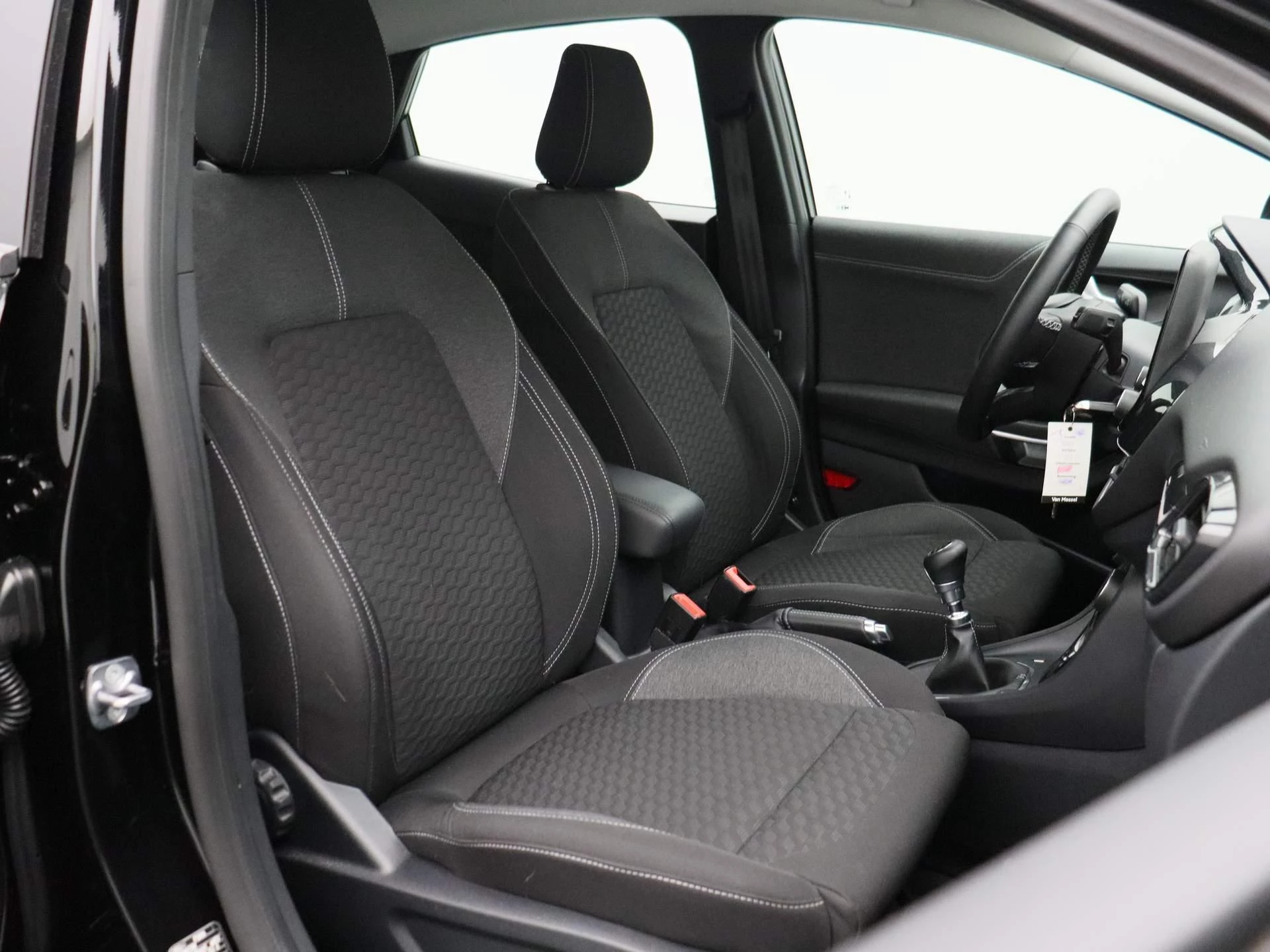 Ford-Puma-image-29