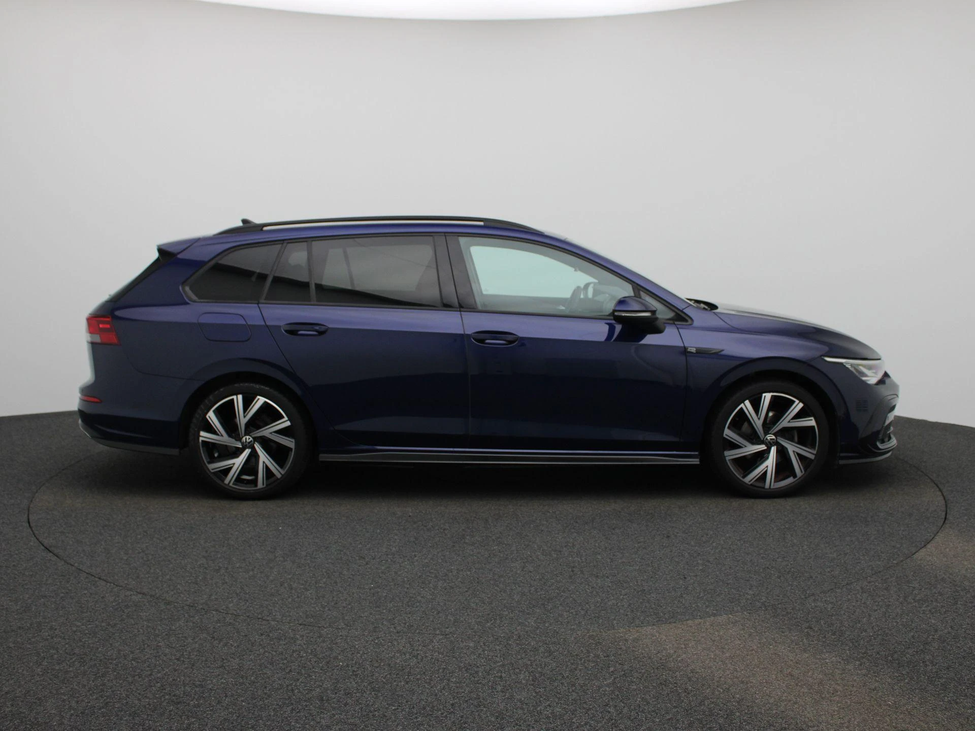 Volkswagen Golf Variant VIII 1.5 TSI 96kW R-Line