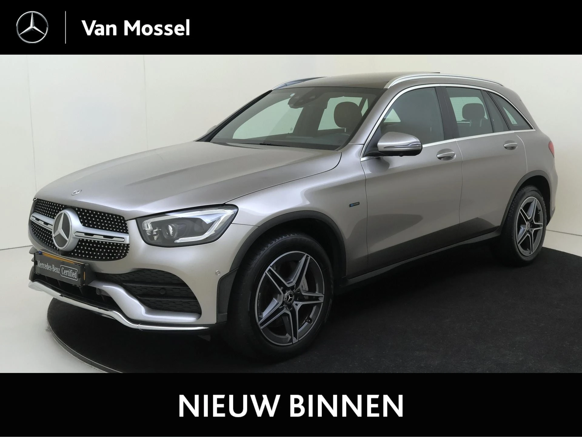 Mercedes-Benz-GLC-image-0