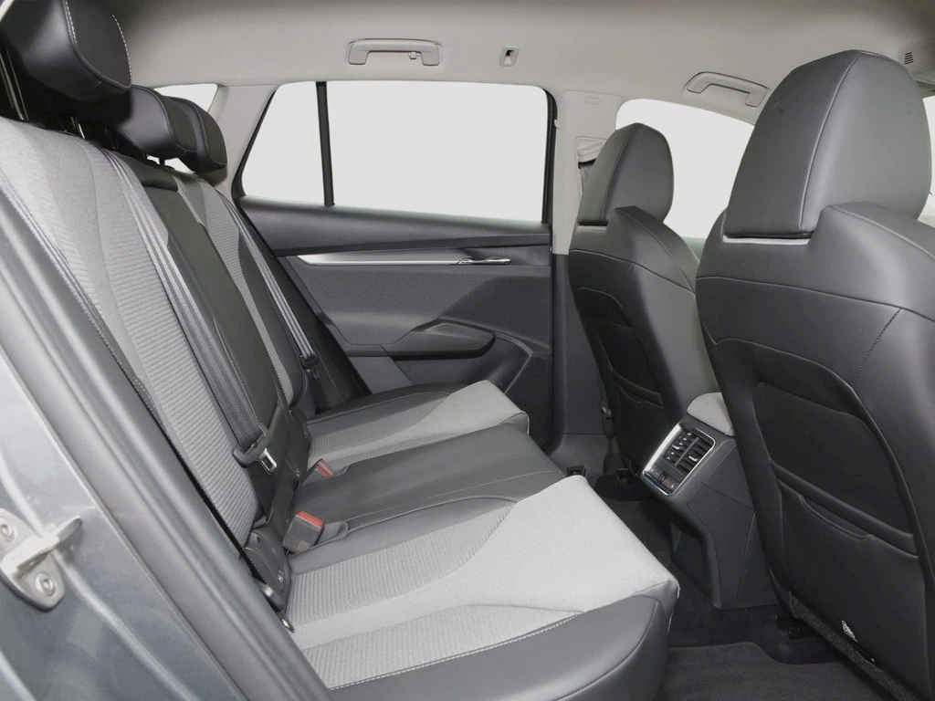 Škoda-Enyaq iV-image-11