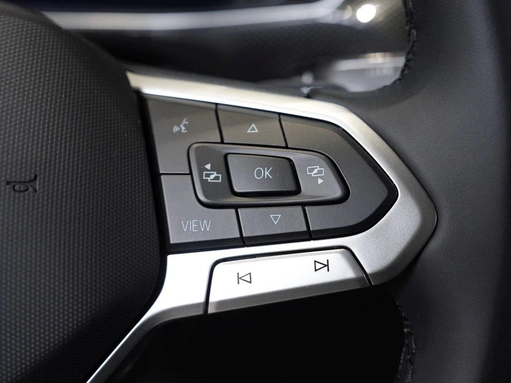 Volkswagen-T-Cross-image-17