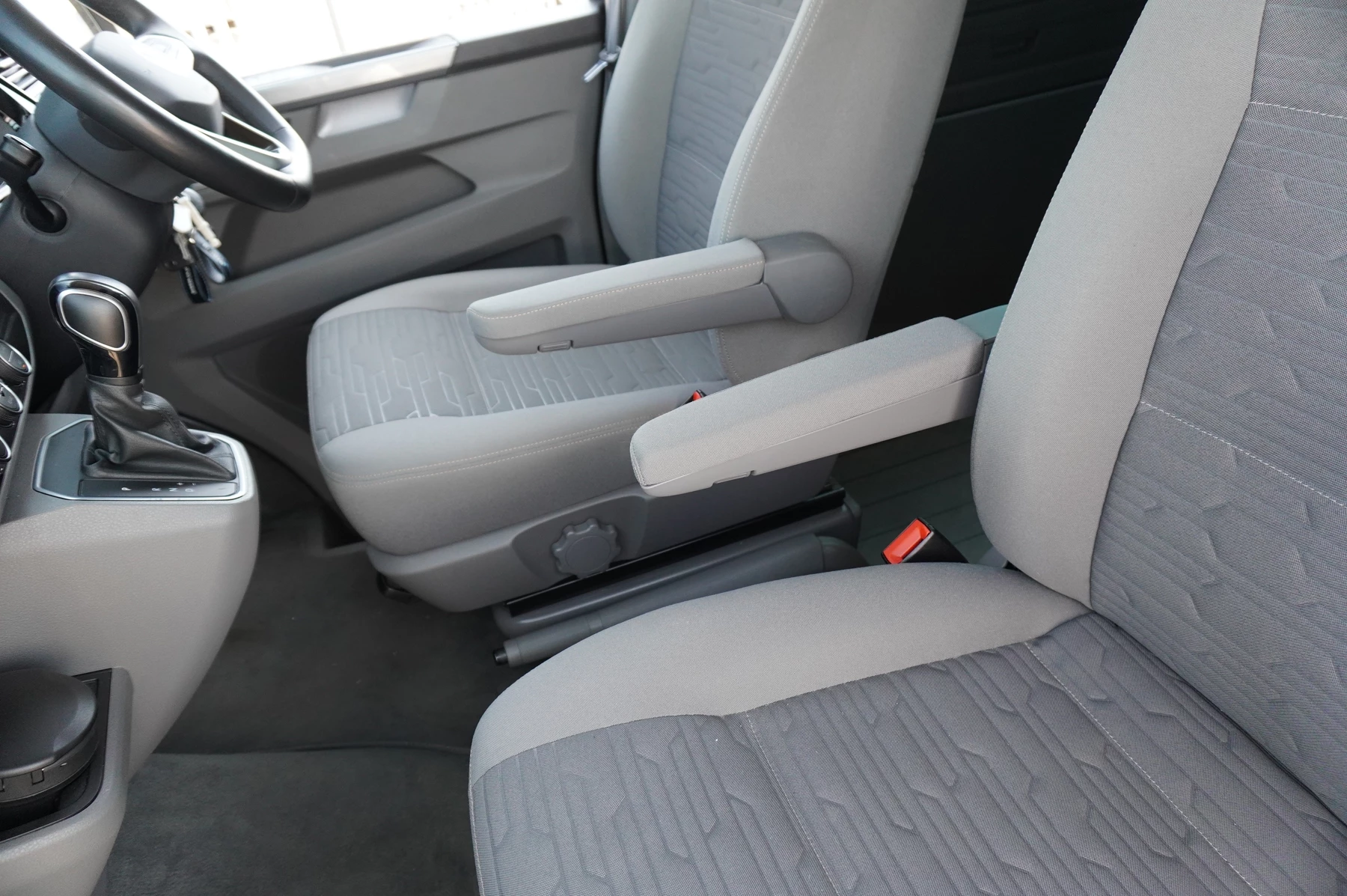 Volkswagen-California-image-56