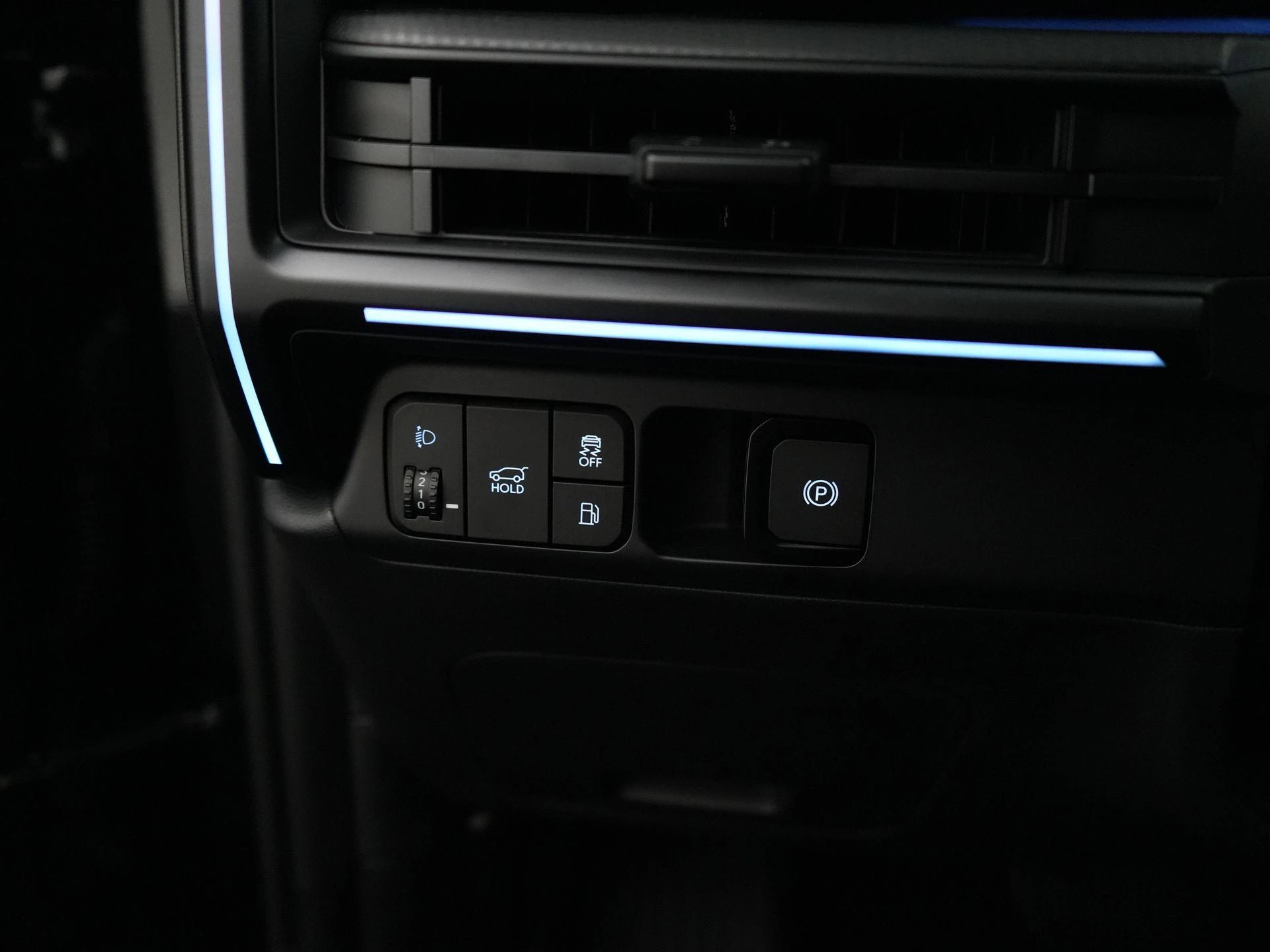 Hyundai-Santa Fe-image-15