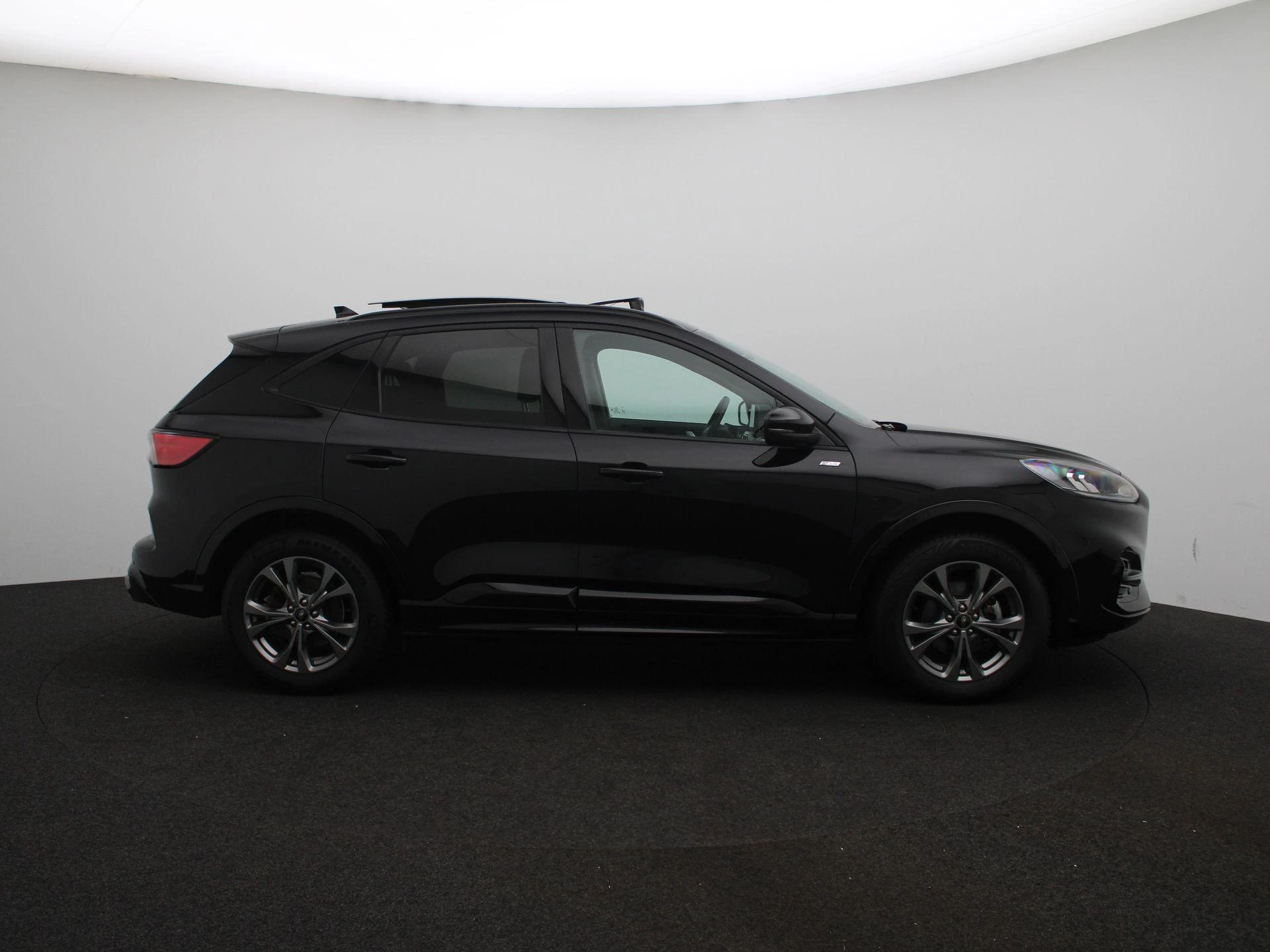 Ford-Kuga-image-6