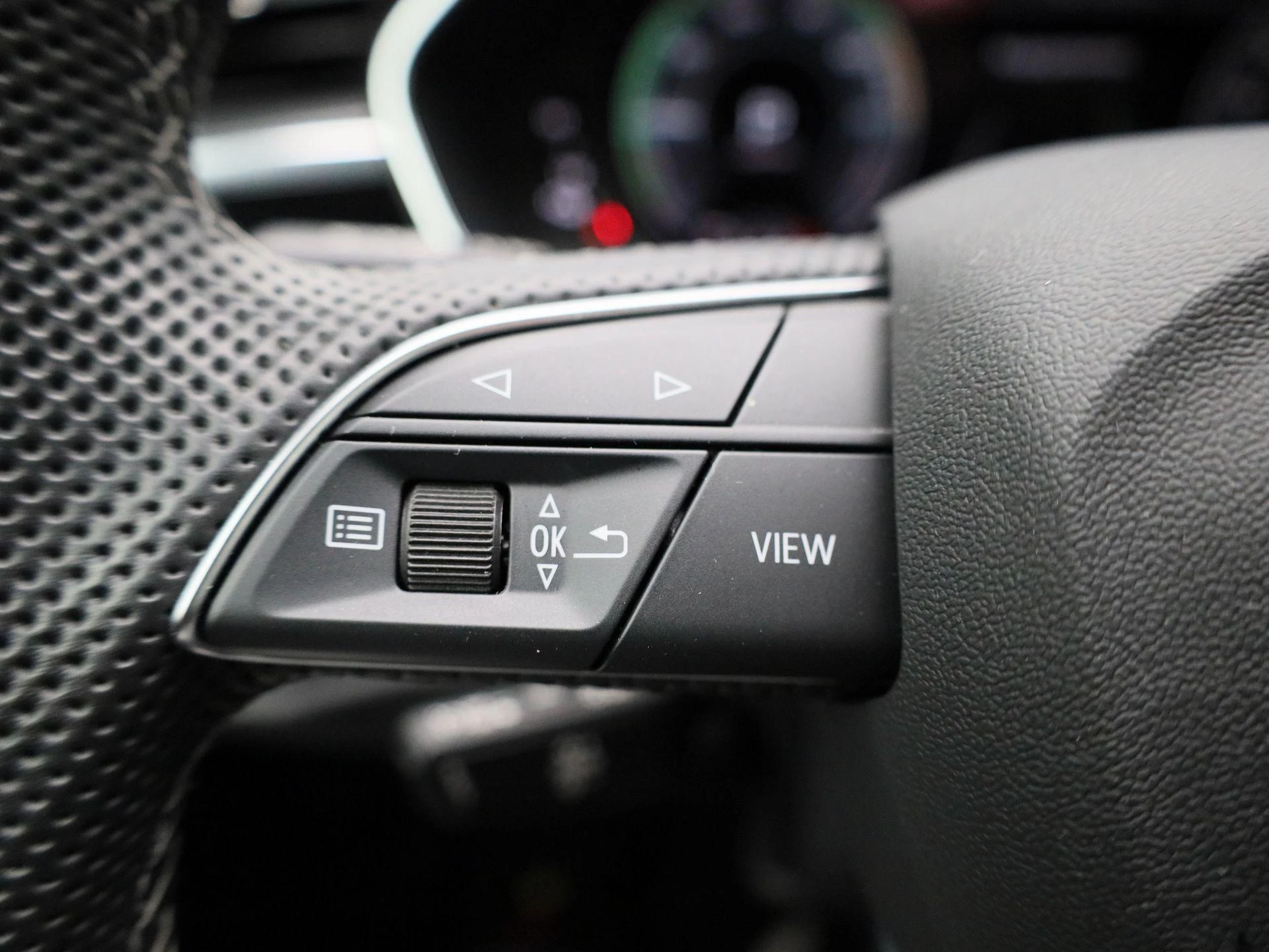 Audi-Q3-image-13