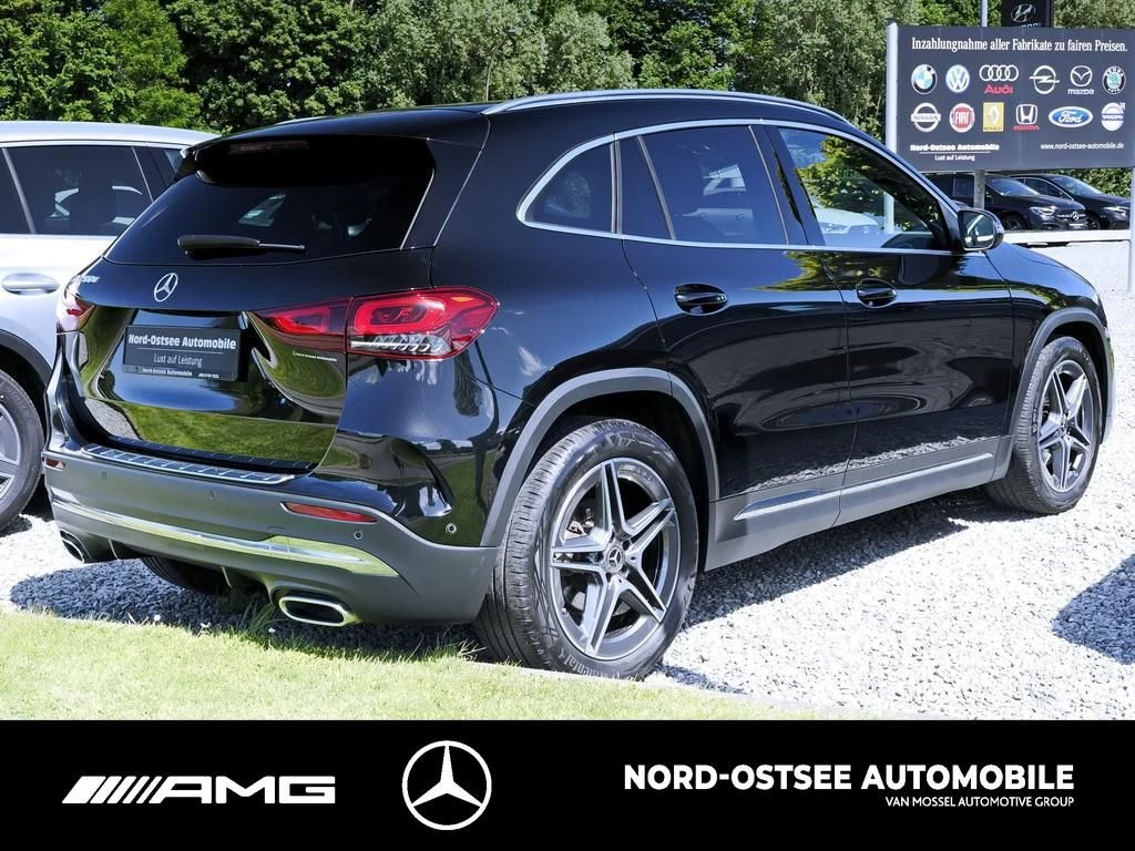 Mercedes-Benz GLA 200 d AMG KAMERA TEMPO BURMESTER AHK MBUX AMG Line
