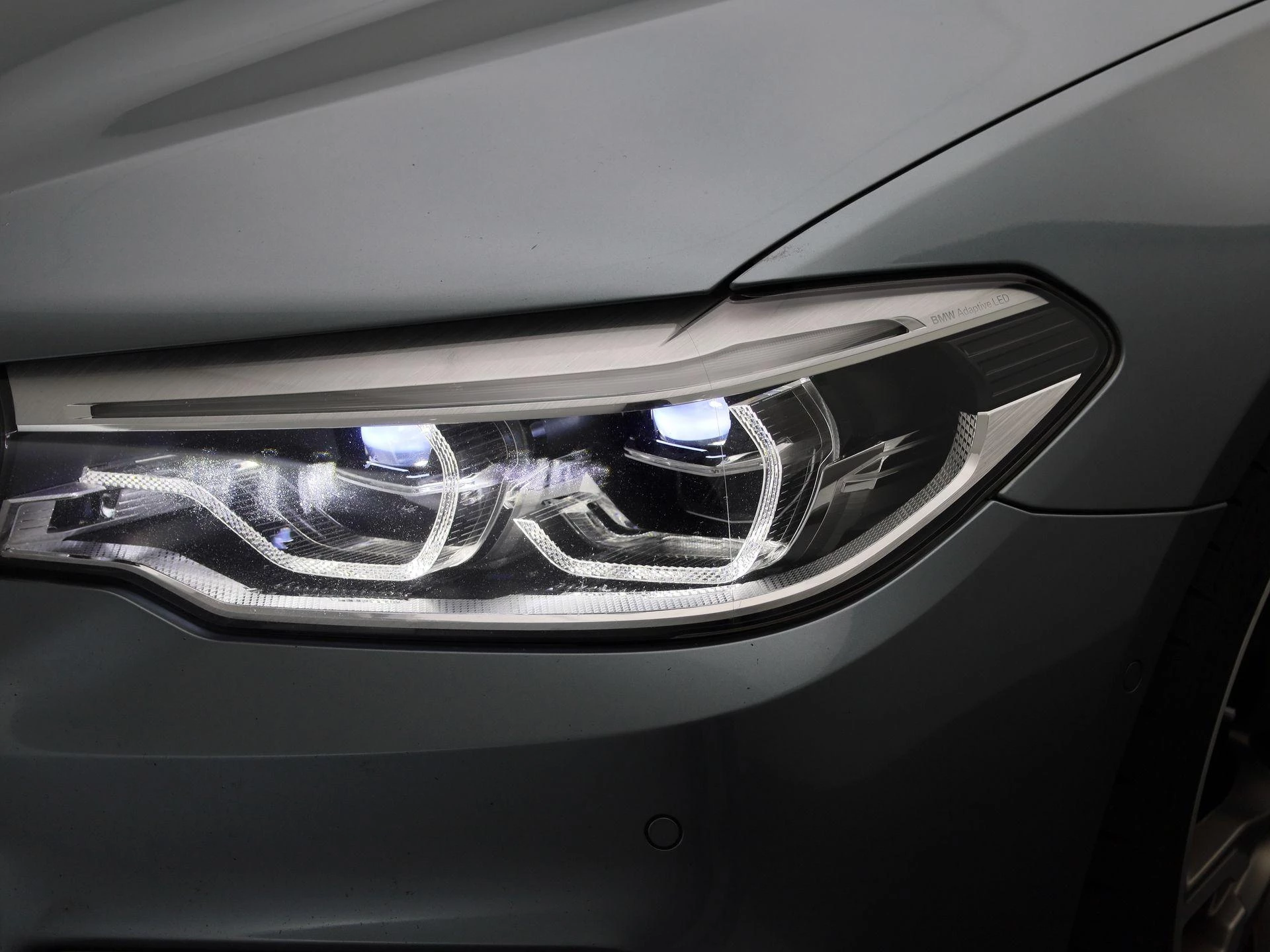 BMW 5 Serie M550i xDrive High Executive