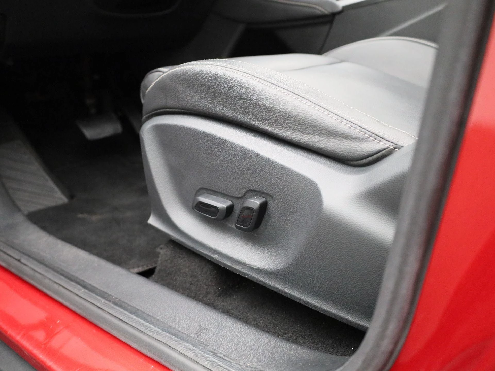 MG-ZS EV-image-31