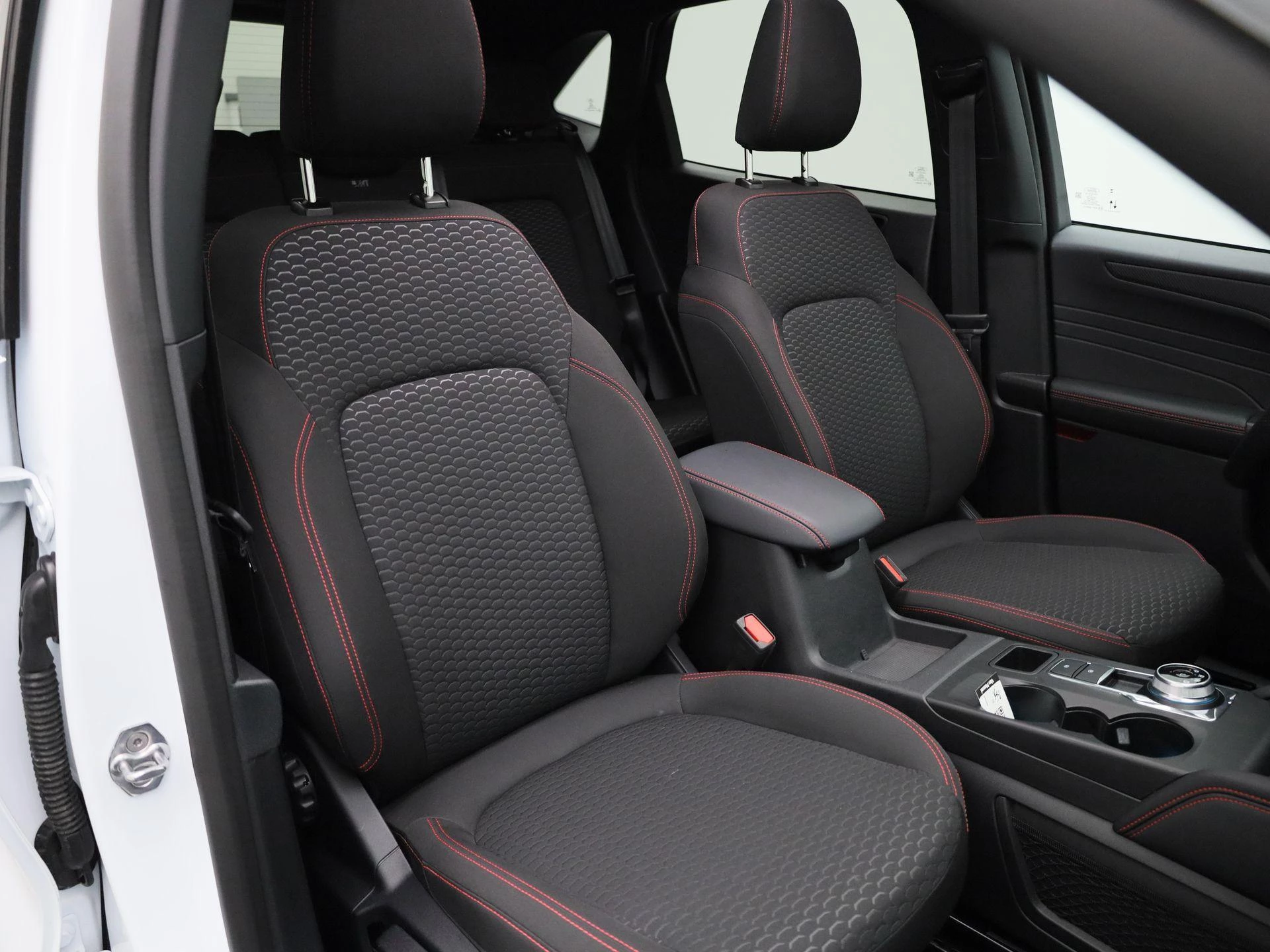 Ford-Kuga-image-42