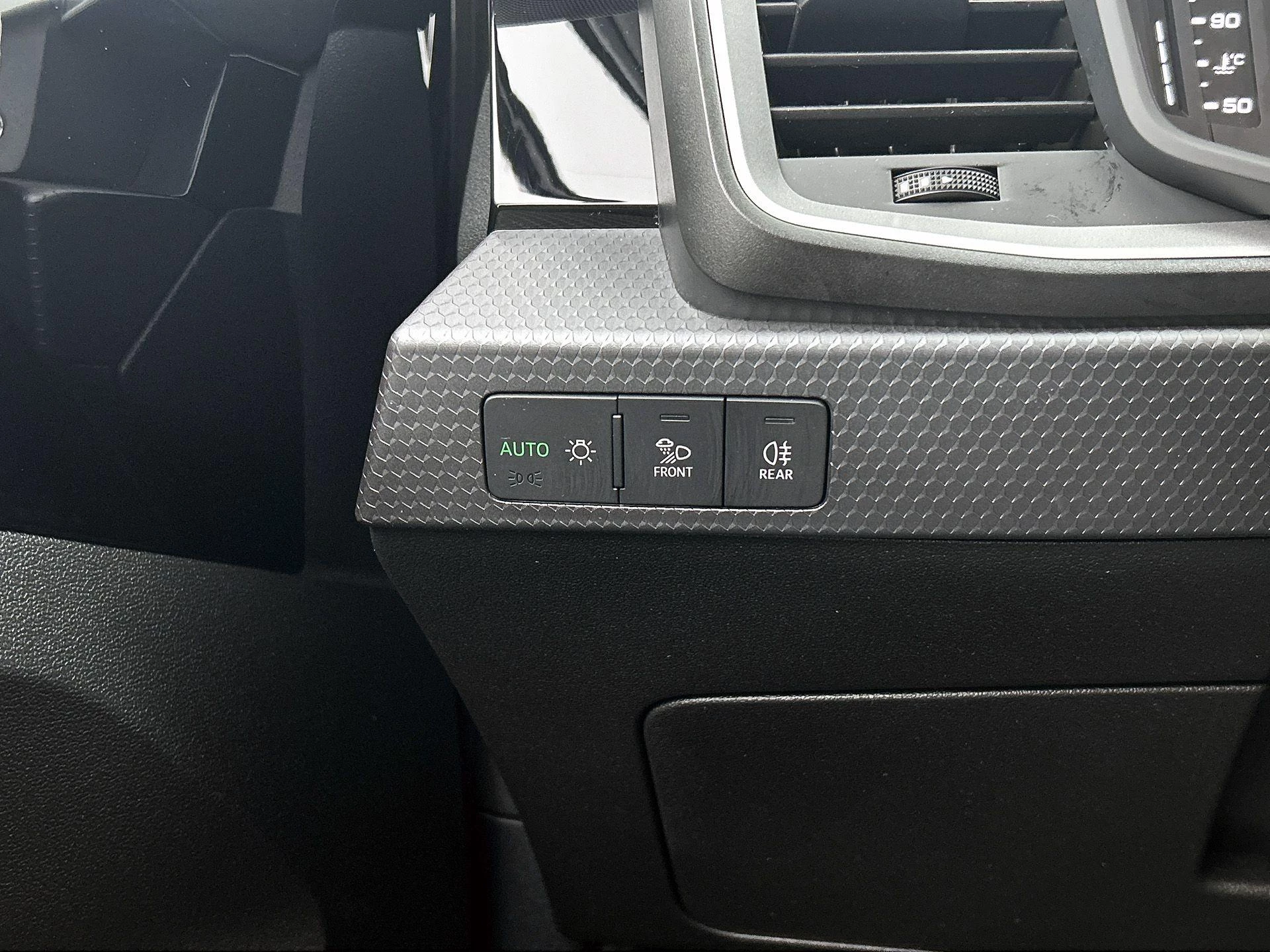 Audi-A1 Sportback-image-17