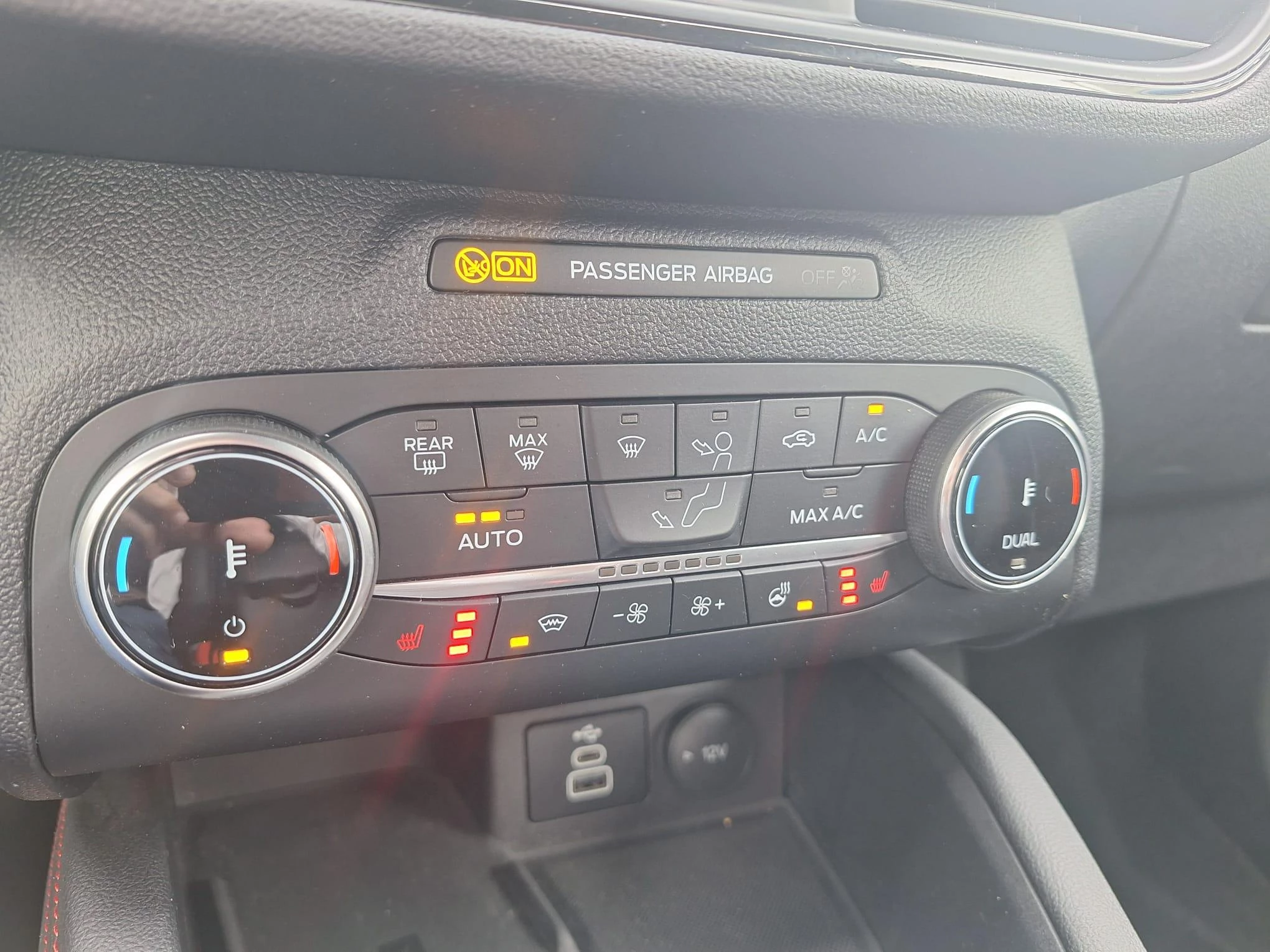 Ford-Kuga-image-23
