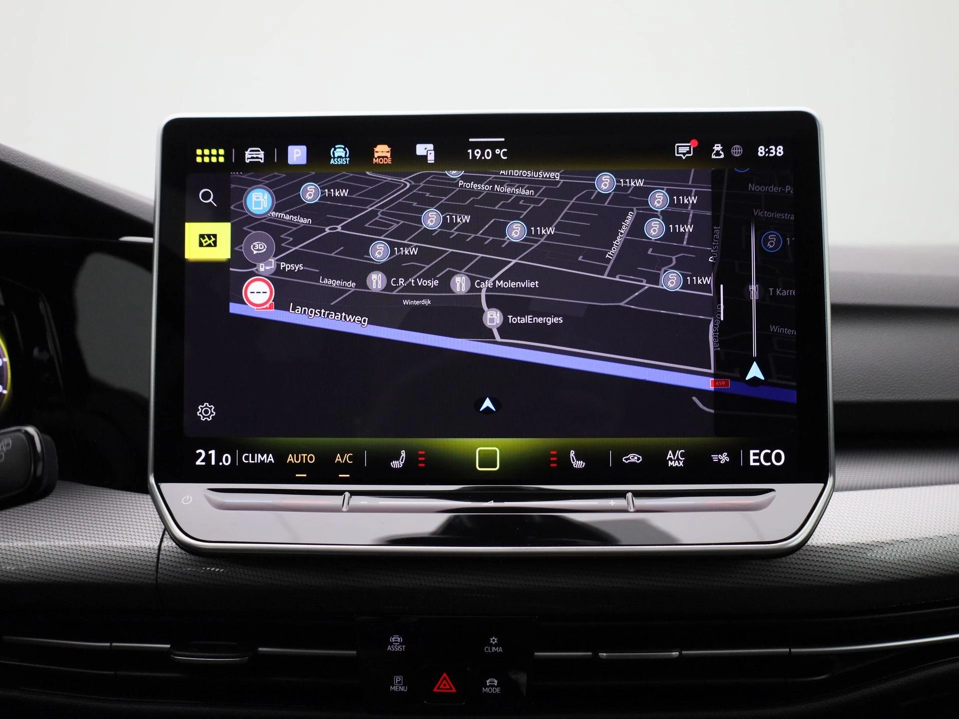Volkswagen-Golf-image-15