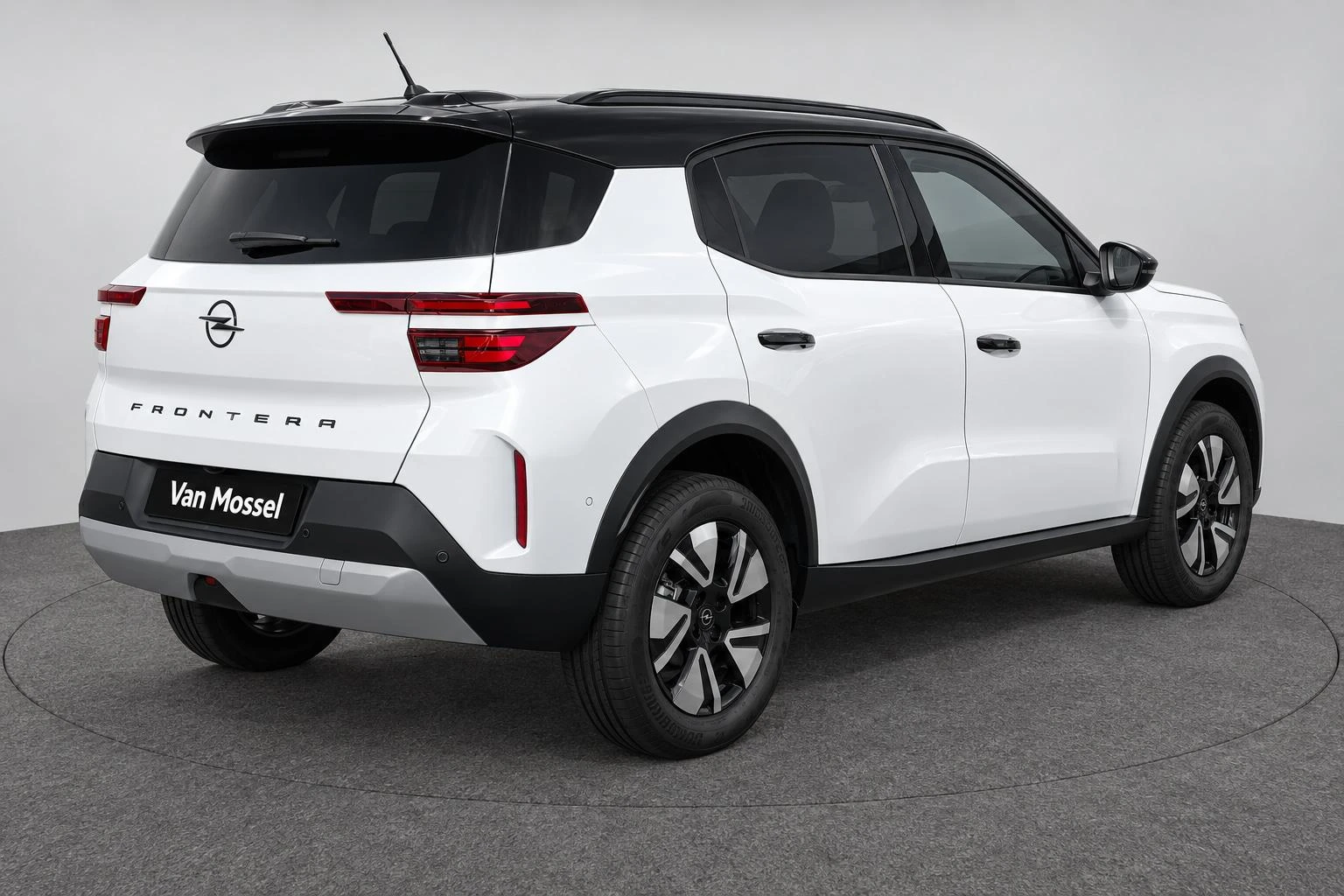 Opel-Frontera-image-4