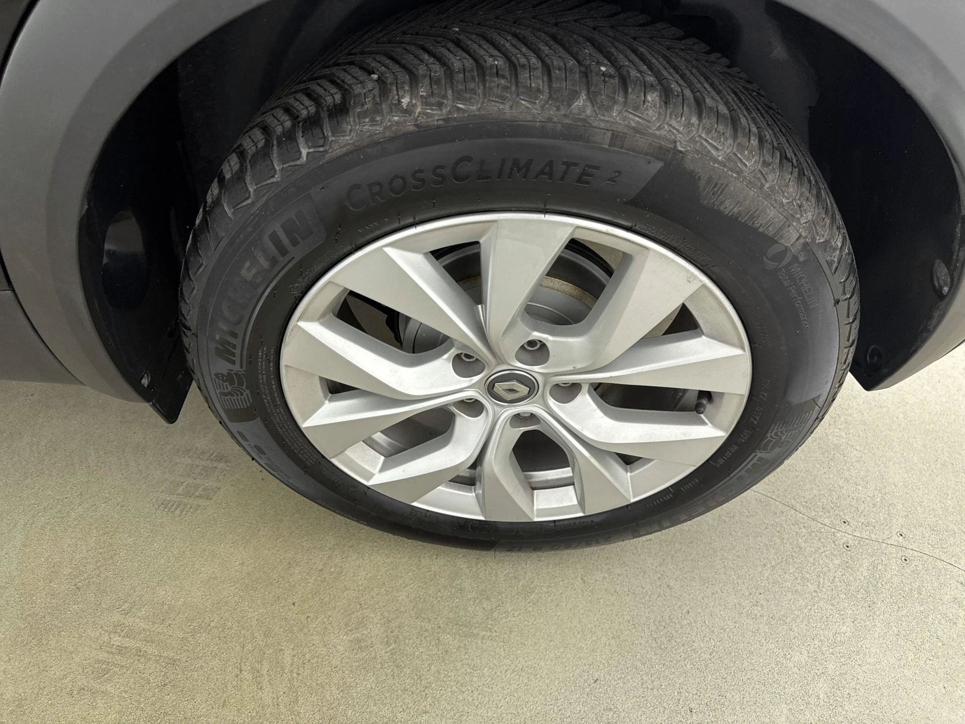 Renault-Captur-image-24