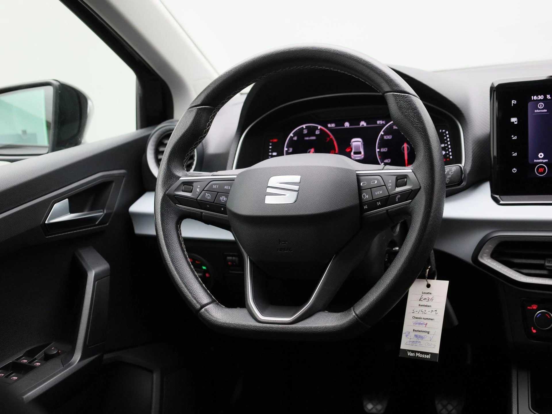 SEAT-Ibiza-image-8