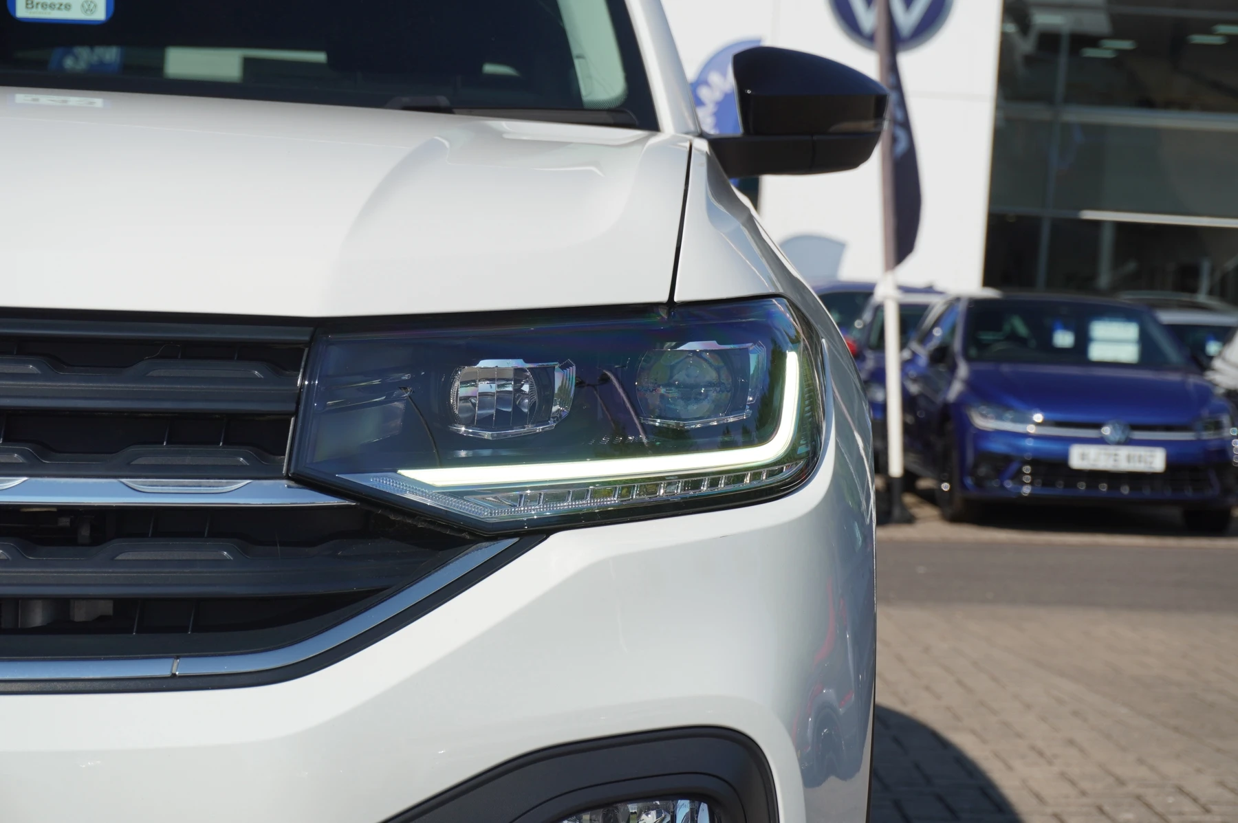 Volkswagen-T-Cross-image-12