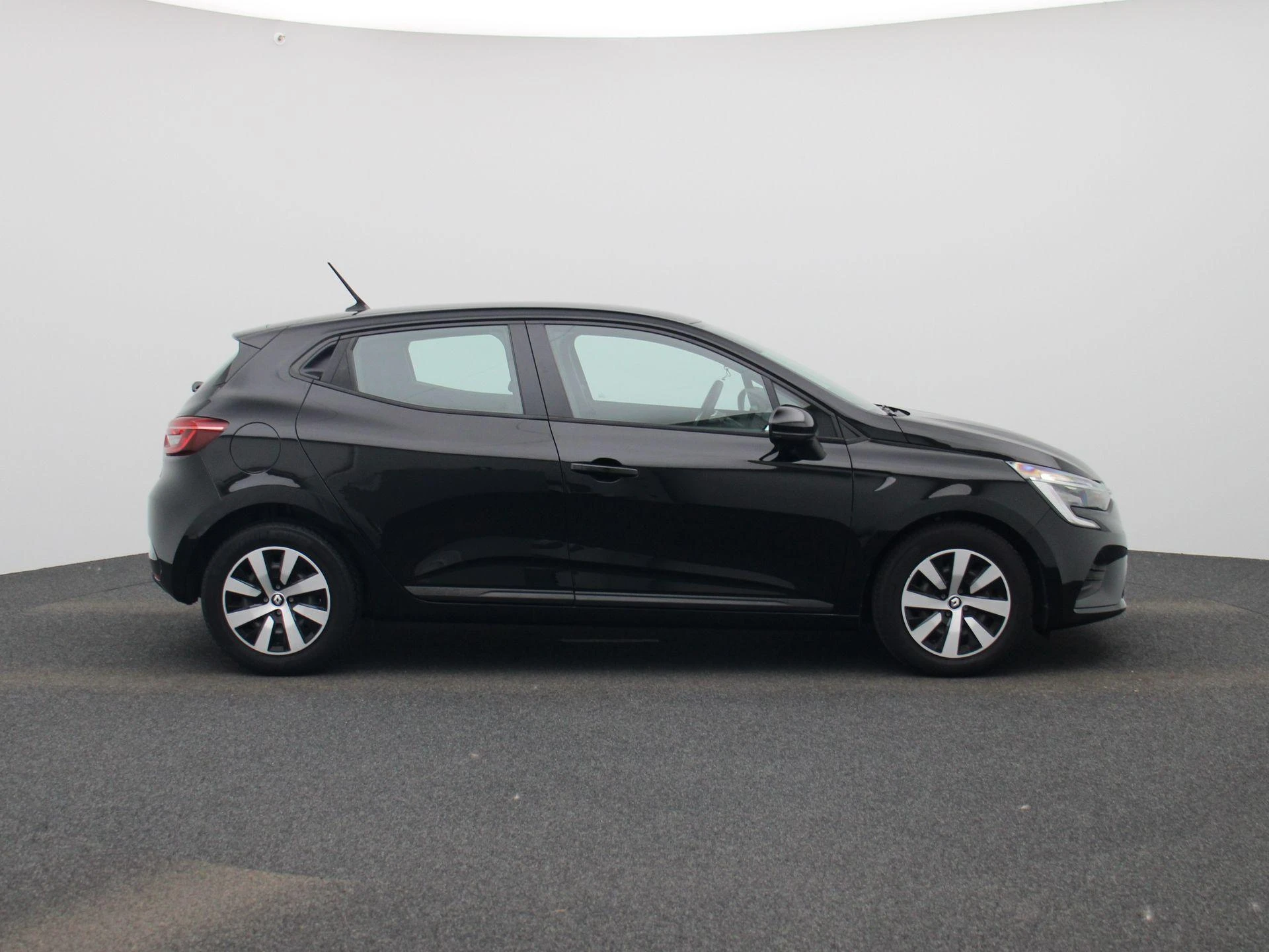 Renault-Clio-image-5