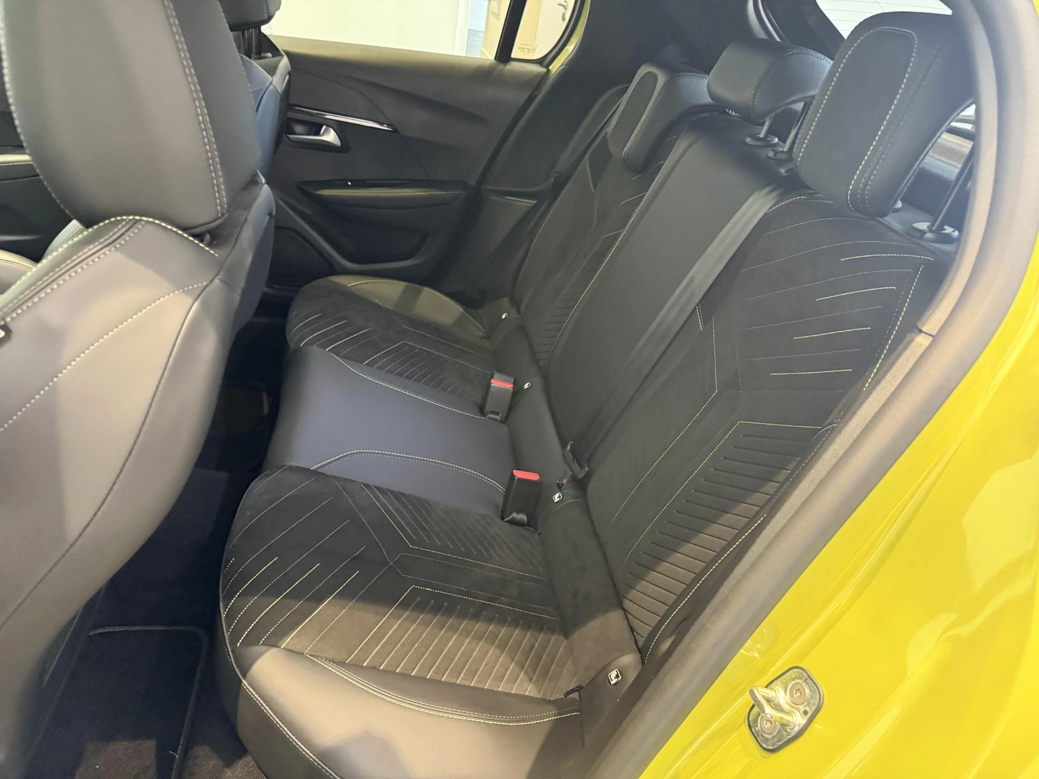 Peugeot-208-image-17