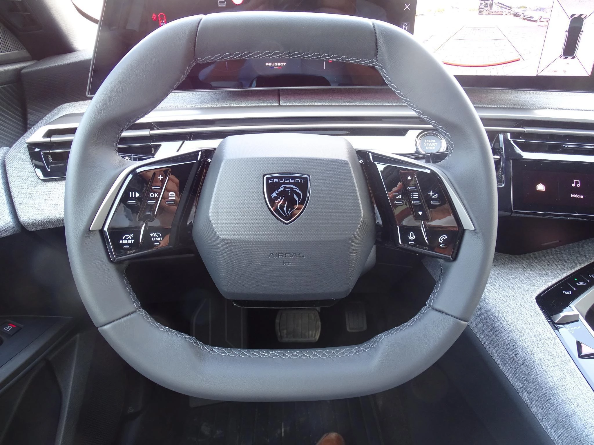 Peugeot 3008 1.2 HYBRID 136 e-DSC6 Allure Pack